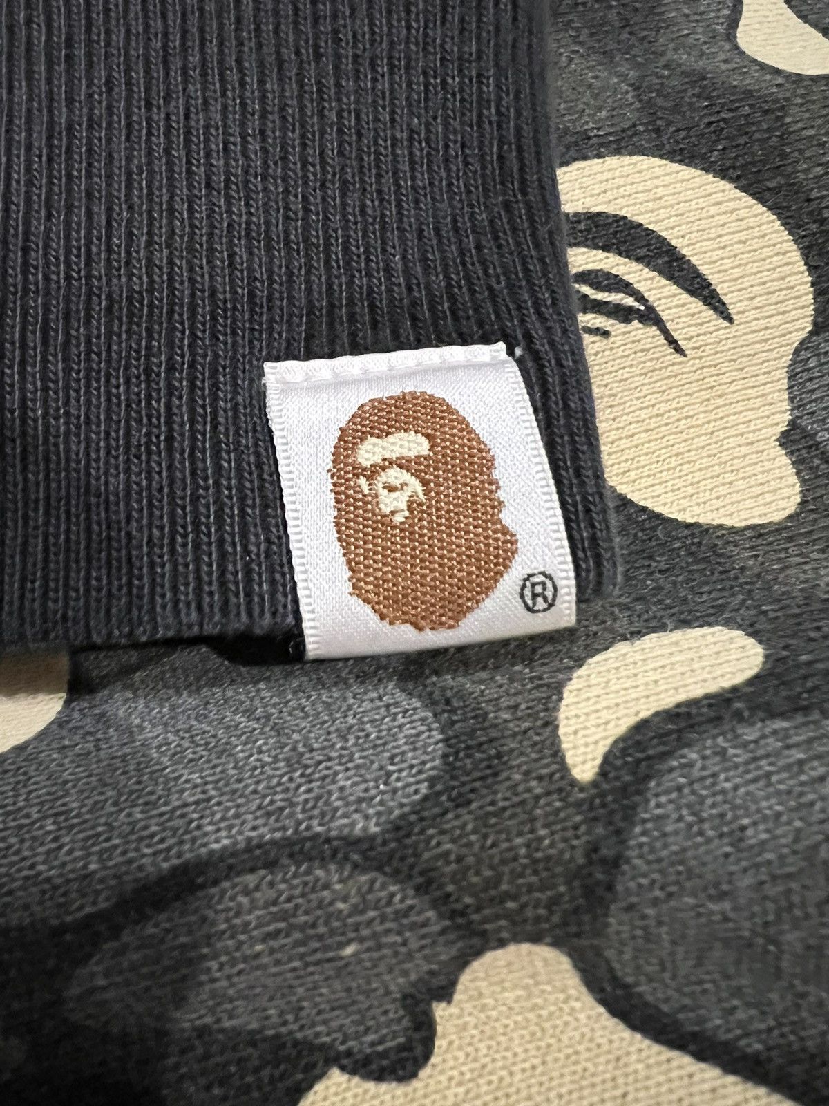 Bape A Bathing Ape NYC Store Exclusive Camo Full Zip Shark Hoodie Size US XL / EU 56 / 4 - 8 Thumbnail