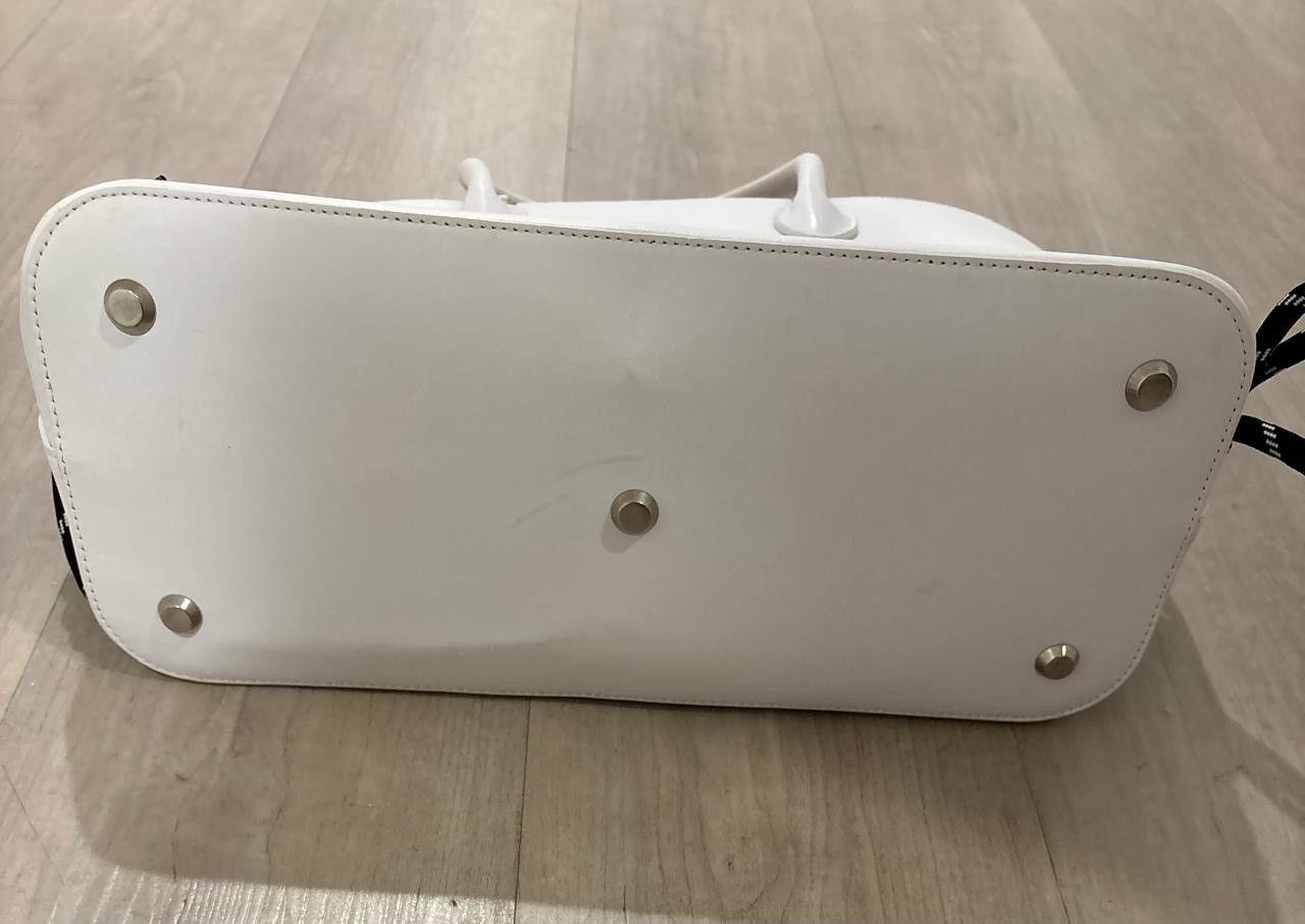 Balenciaga SS20 Balenciaga Hello Kitty Runway Ville Handbag Bag Size ONE SIZE - 6 Thumbnail