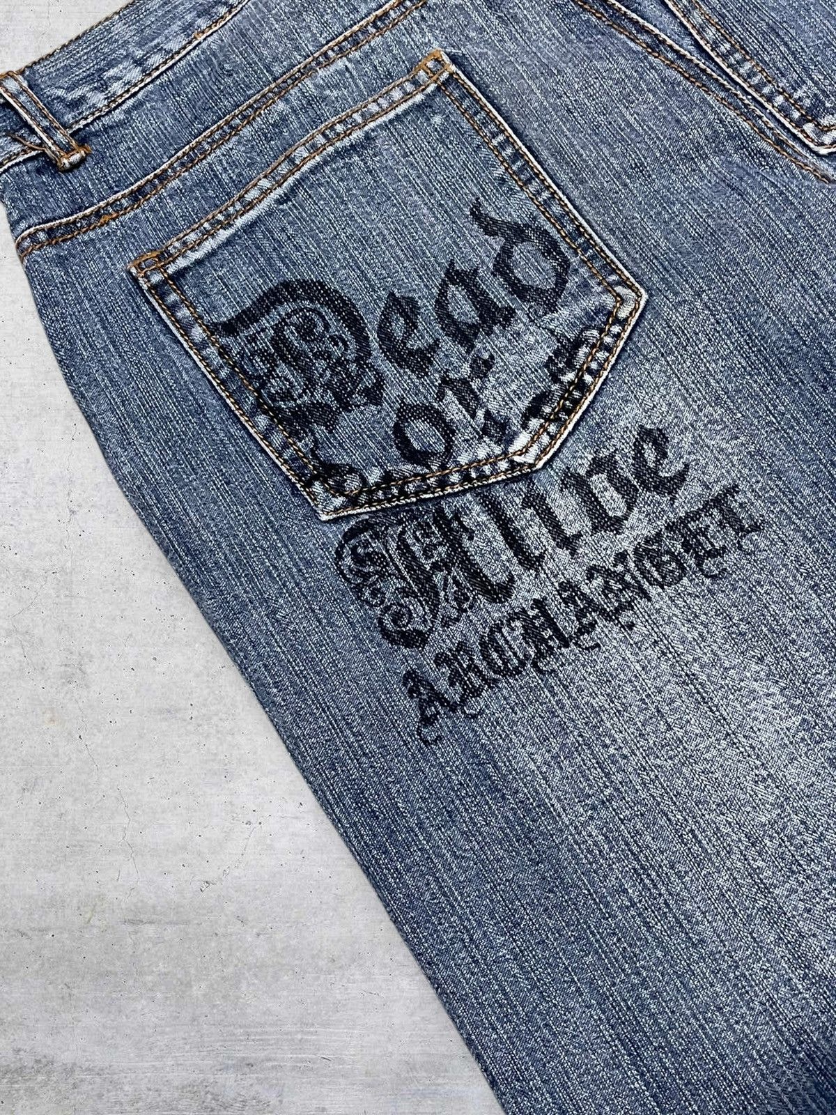 In The Attic VINTAGE IN THE ATTIC JAPAN 90S ARCHIVE DEAD OR ALIVE DENIM Size US 33 - 20 Thumbnail