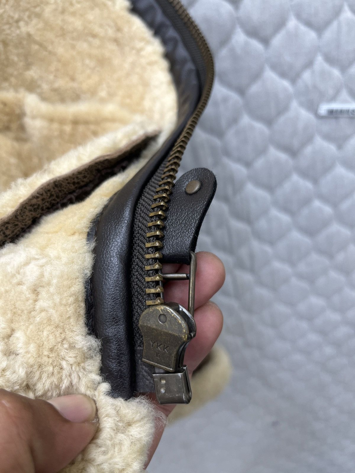 Genuine Leather 🔥🔥🔥STEALS VTG B3 MILITARY SHEARLING LEATHER JACKET Size US M / EU 48-50 / 2 - 11 Thumbnail