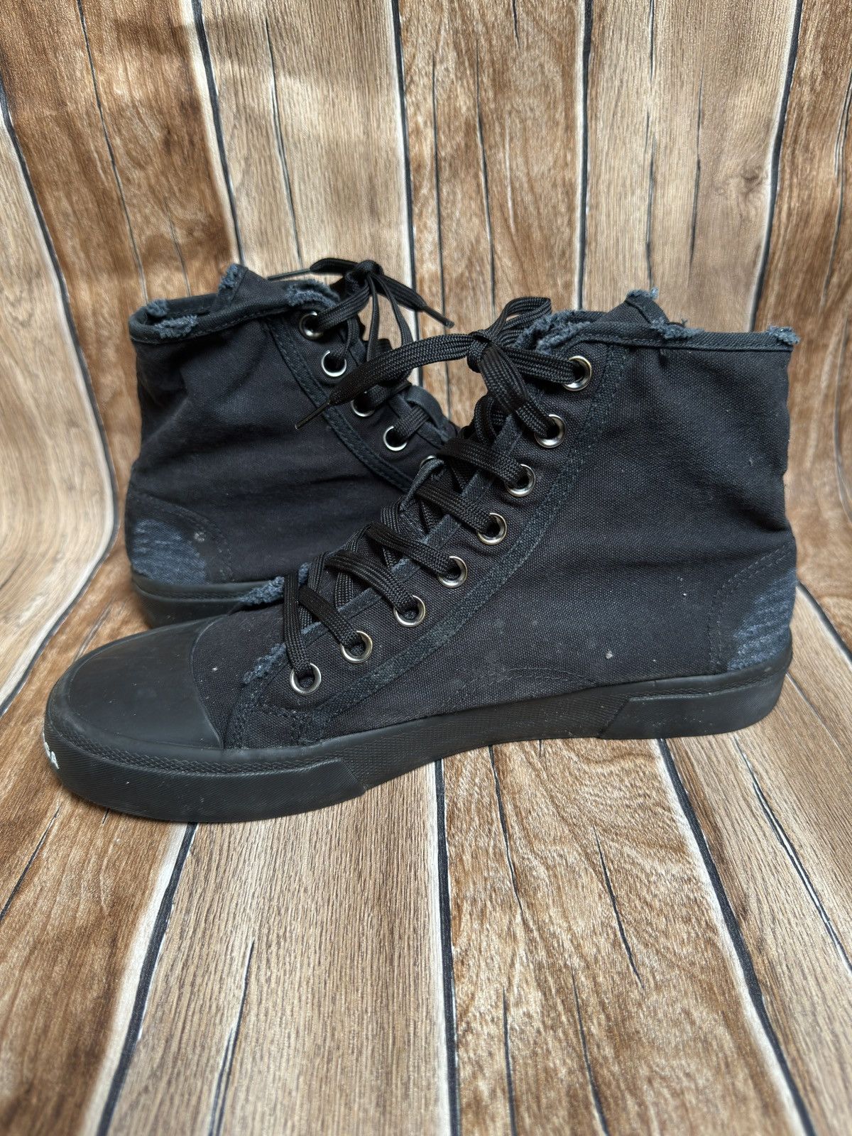 Balenciaga 🕷️🔥🔥distresa paris sneaker Size US 8 / EU 41 - 11 Thumbnail