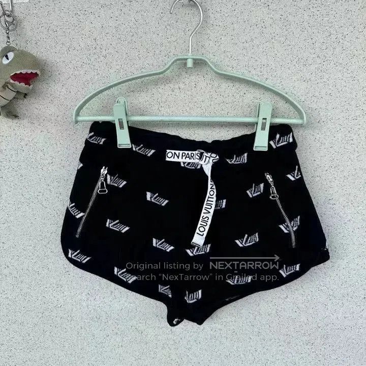 Louis Vuitton Louis Vuitton Monogram Shorts. Size US 28 / EU 44 - 1 Thumbnail