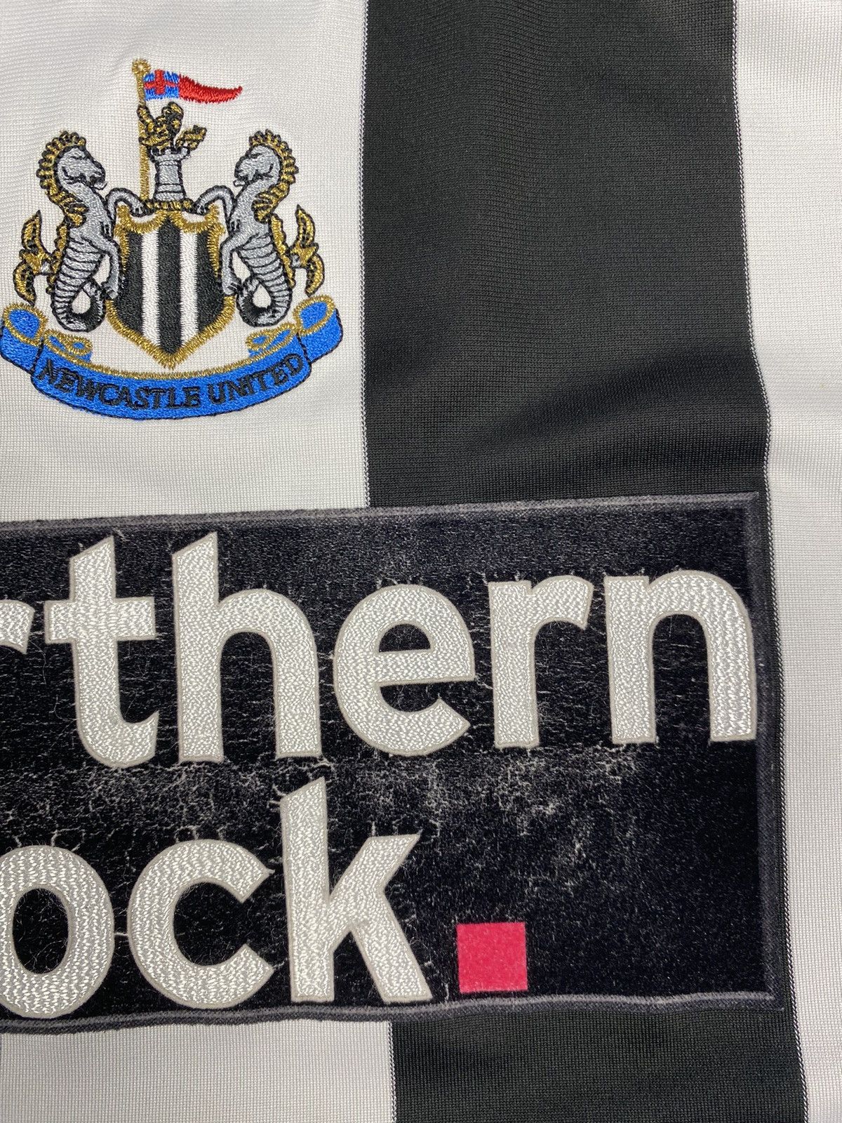 Adidas Adidas NEWCASTLE UNITED 2007 2008 2009 HOME SOCCER JERSEY Size US M / EU 48-50 / 2 - 8 Thumbnail