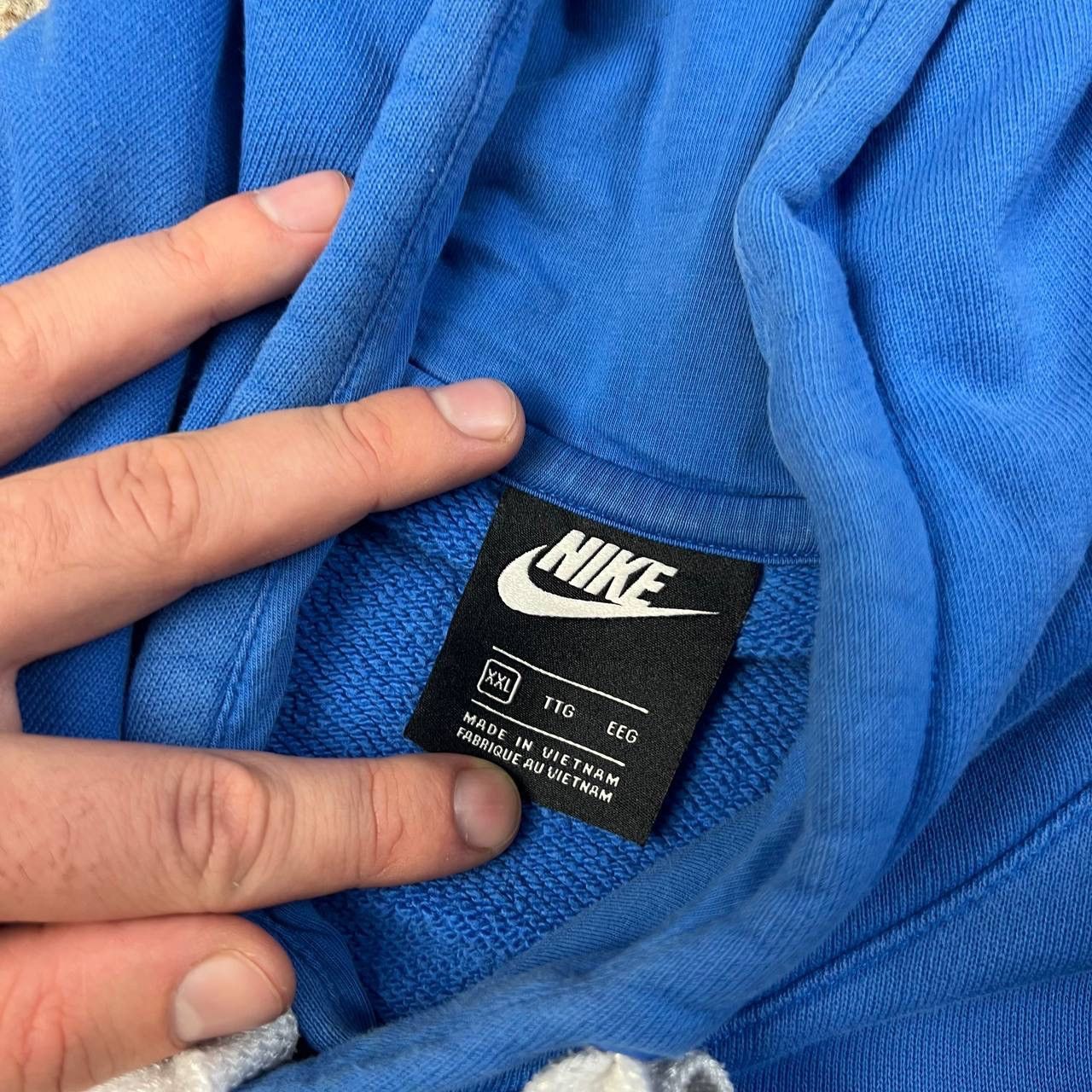 Nike Nike Airmoji Mini Logo Rare Oversized Hoodie Size US XXL / EU 58 / 5 - 7 Thumbnail