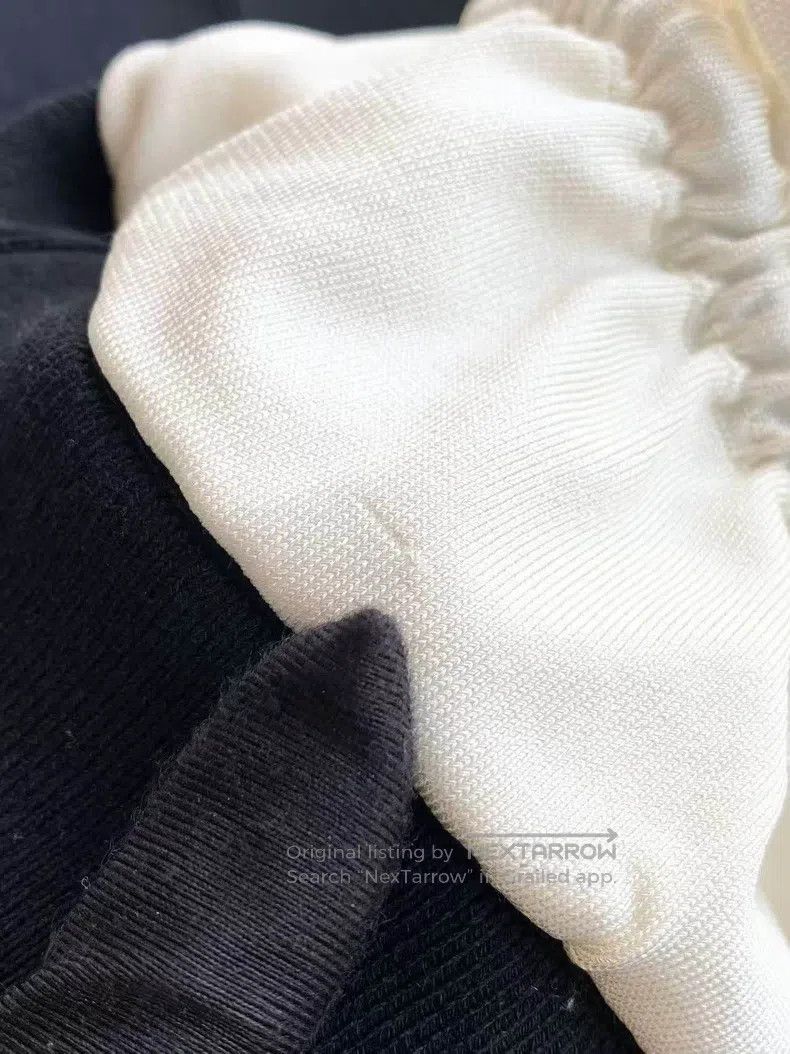 Louis Vuitton Louis Vuitton size xs Black and white striped side panel pr Size 25" / US 0 / IT 36 - 8 Thumbnail