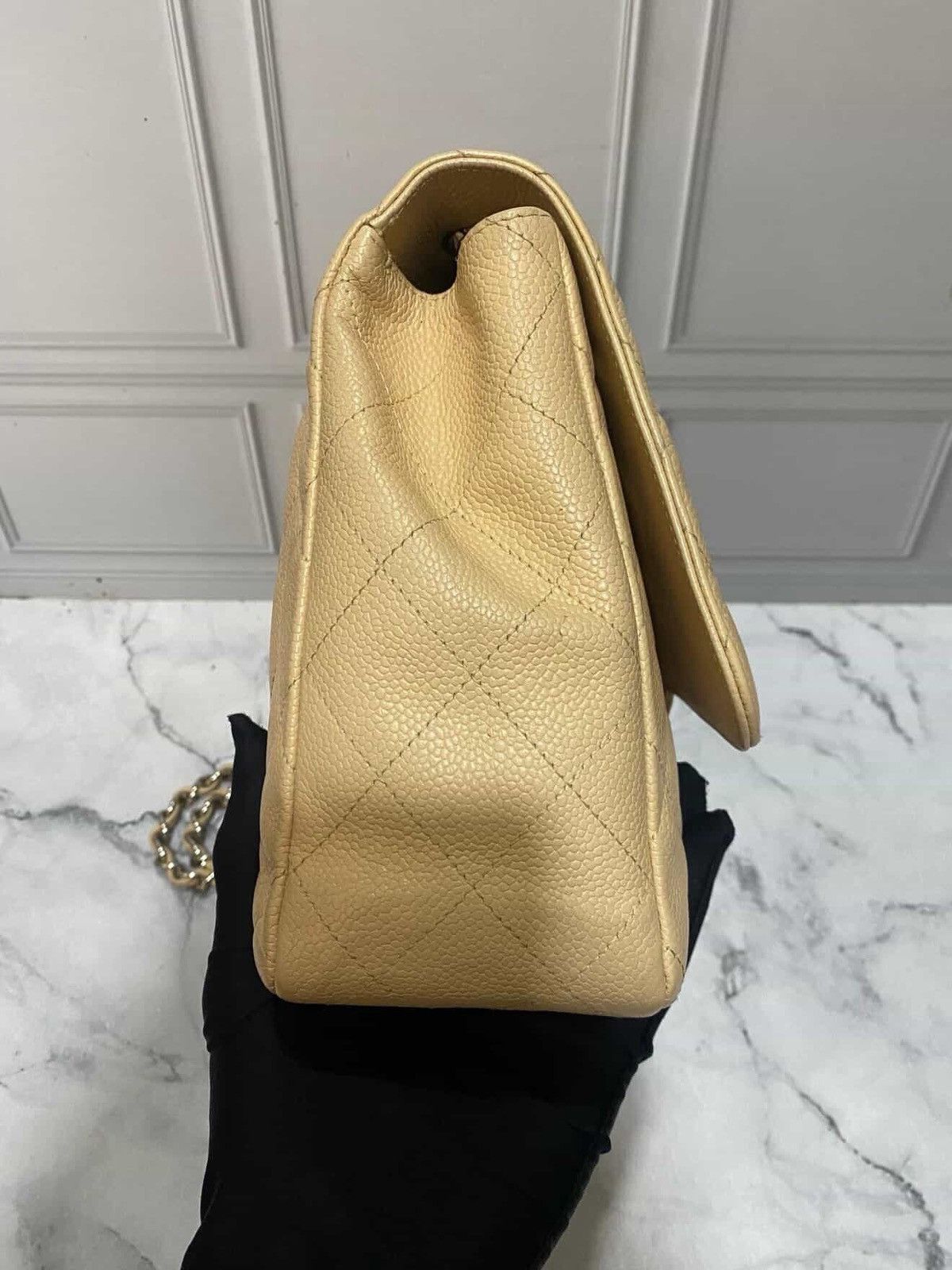 Chanel Chanel Classic Jumbo Caviar Size ONE SIZE - 3 Thumbnail