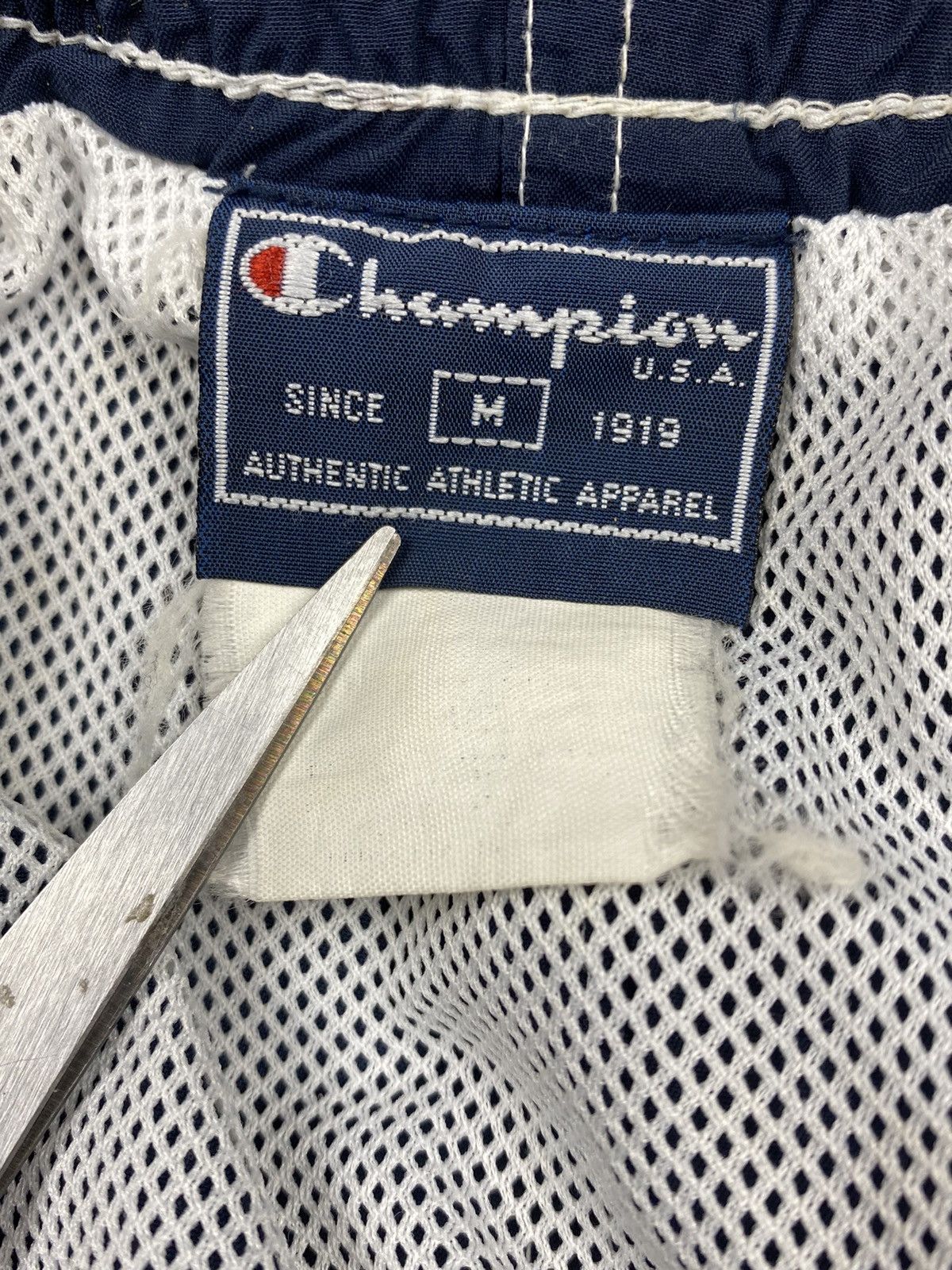 Champion × Vintage Vintage Champion Lampas Y2K Shorts Size S Size US 32 / EU 48 - 8 Thumbnail