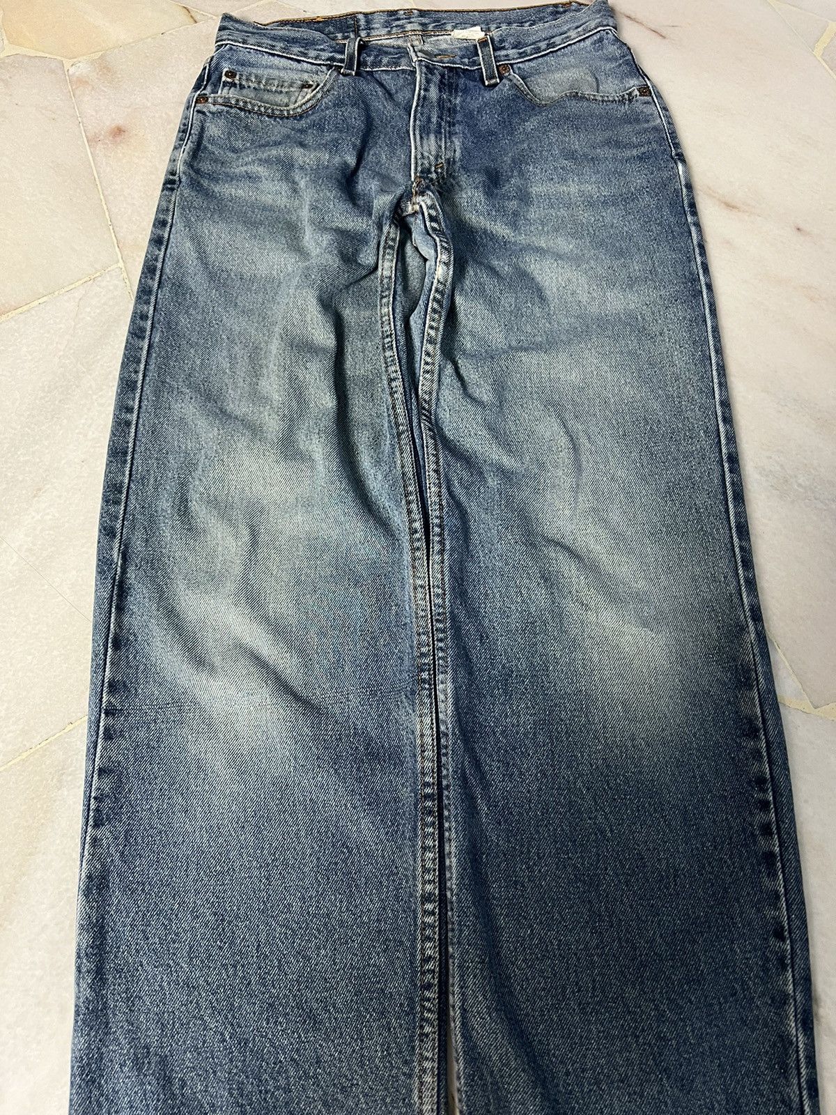 Levi's VINTAGE 90’S LEVIS 550 DISTRESSED JEANS RARE Size US 29 - 5 Thumbnail