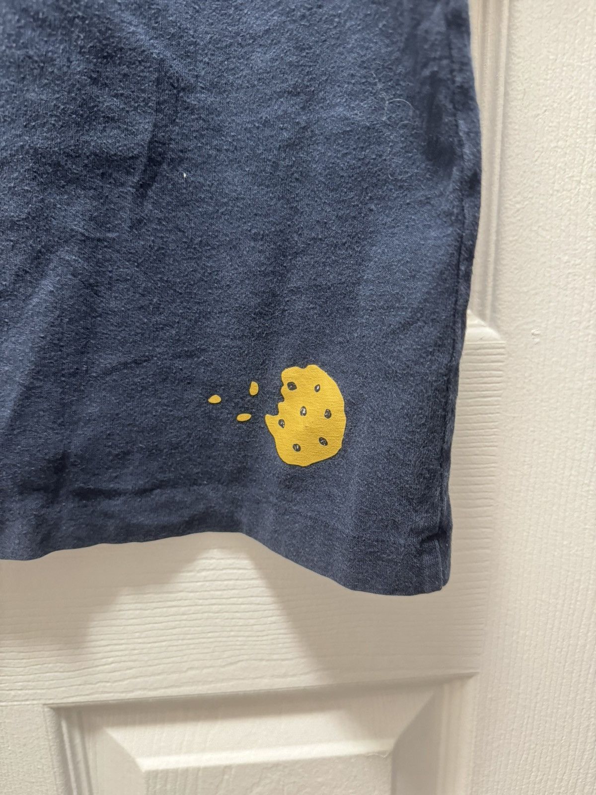 Kaws × Uniqlo Kaws x Sesame Street x Uniqlo Cookie Monster XX T-Shirt Navy Size US M / EU 48-50 / 2 - 5 Thumbnail