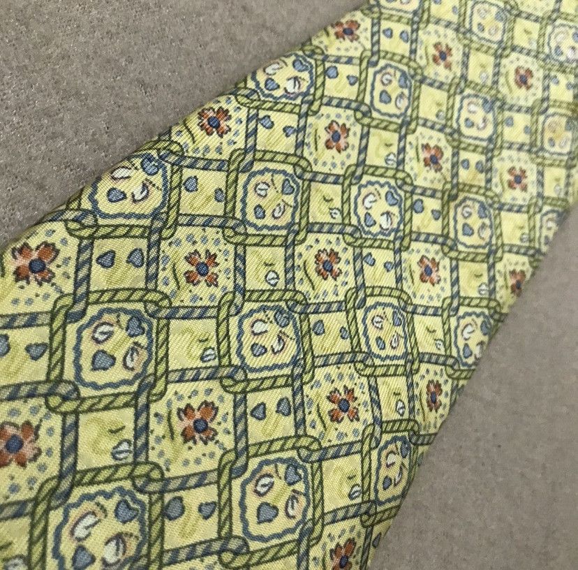 Burberry × Dior × Hermes (Hermes, Dior, and Burberrys) Combo tie luxury collection Size ONE SIZE - 4 Thumbnail