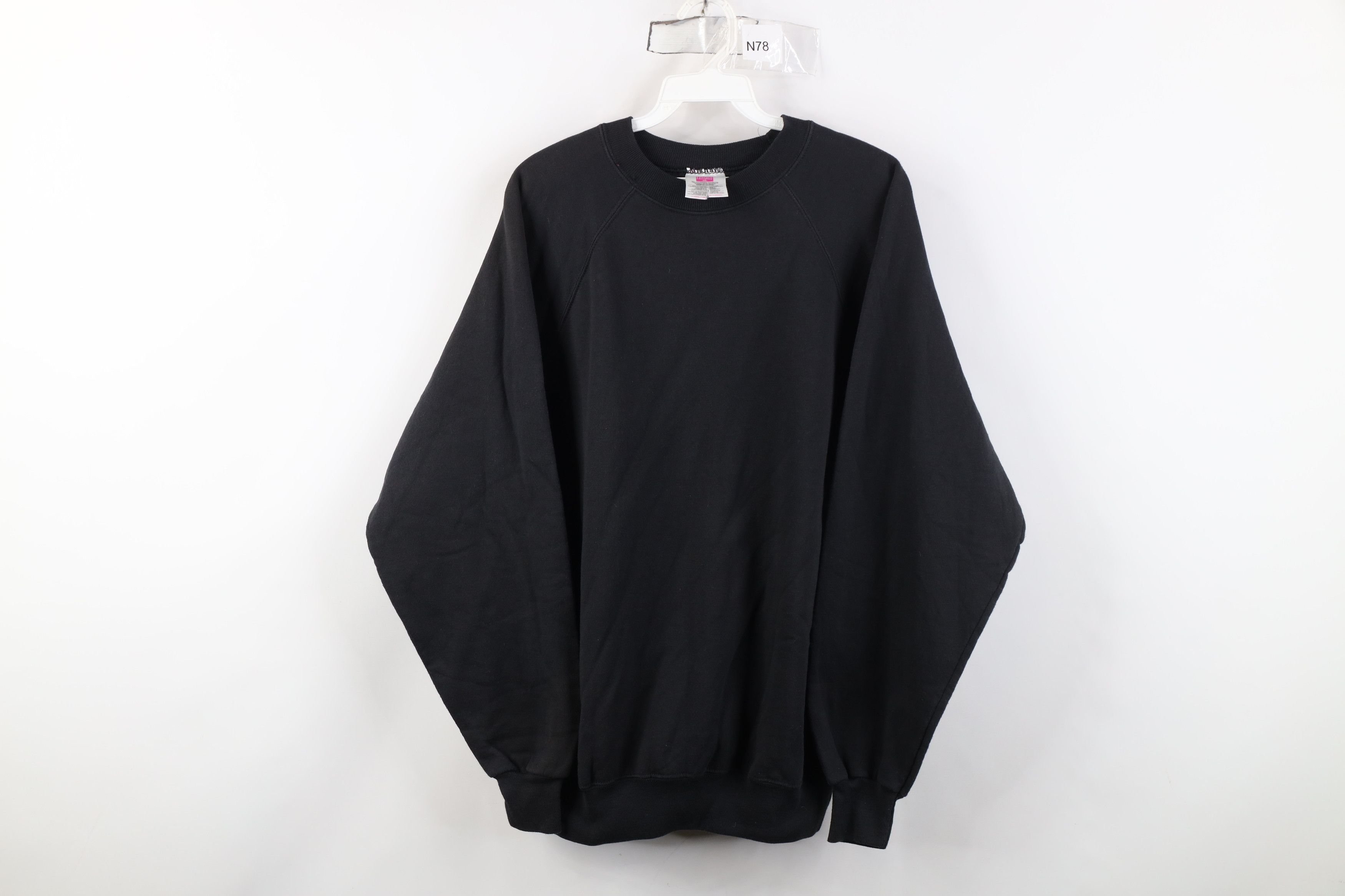 Vintage Vintage 90s Streetwear Blank Crewneck Sweatshirt Black Size XL / US 12-14 / IT 48-50 - 1 Thumbnail