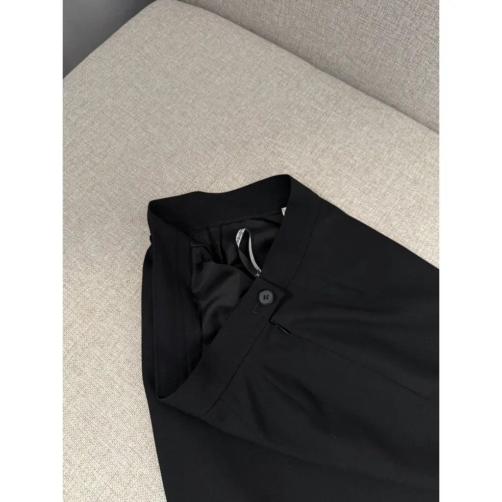 Yves Saint Laurent Yves Saint Laurent Vintage Black Skirt Suit Set Size FR42 Size 30" / US 8 / IT 44 - 9 Thumbnail