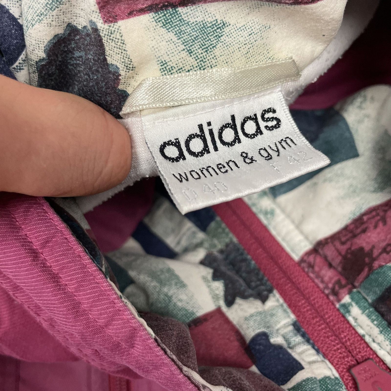 Adidas × Vintage Vintage Adidas Women's Pink Floral Full Zip Tracksuit Medium Size M / US 6-8 / IT 42-44 - 16 Thumbnail