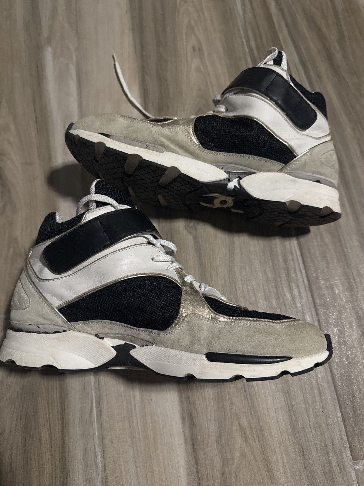 Chanel Chanel Sneakers Size US 10 / EU 43 - 3 Thumbnail