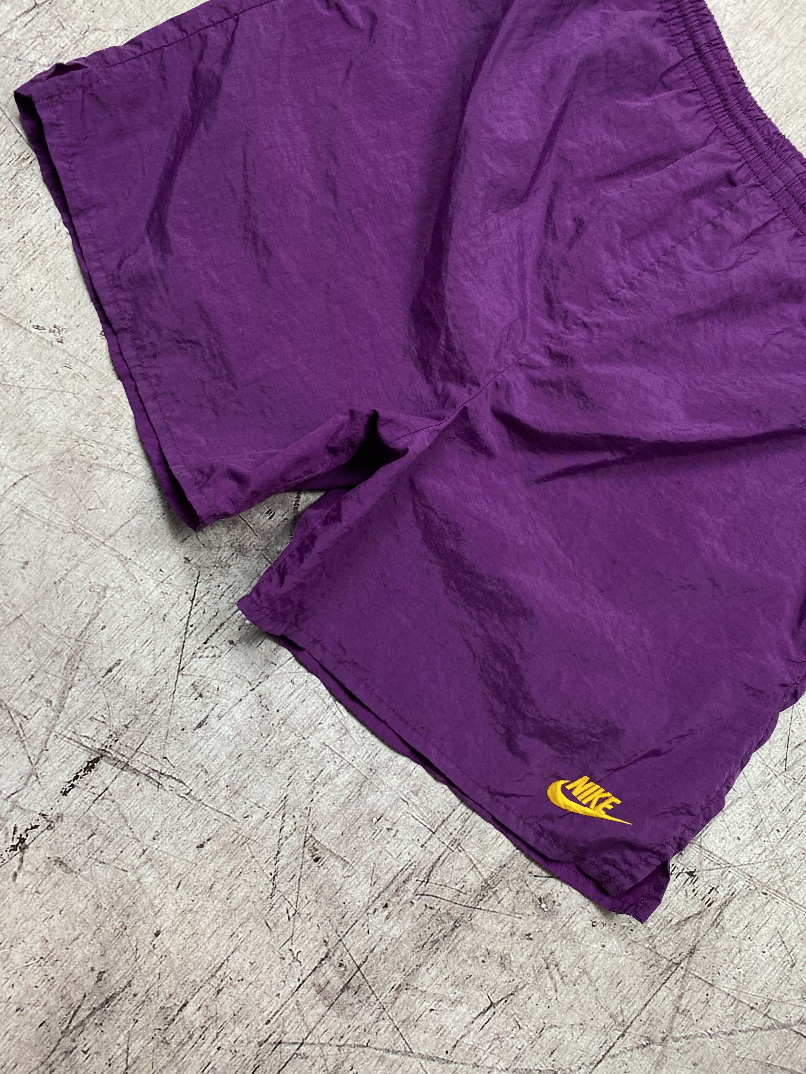 Nike × Vintage Nike 90s vintage nylon shorts Size US 30 / EU 46 - 2 Thumbnail