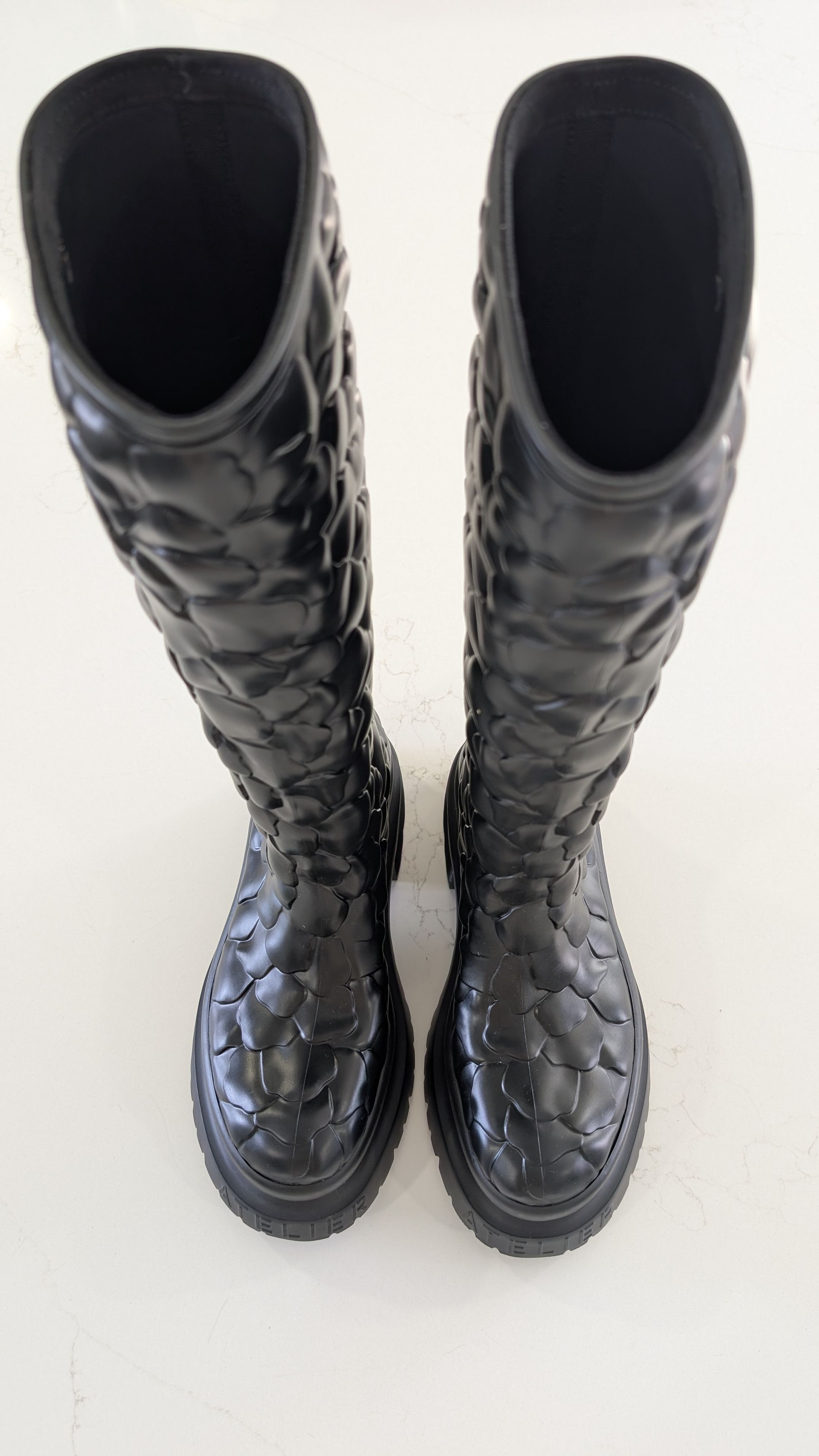 Valentino Valentino Garavani Atelier 03 Rose Edition Rain Boots 40 Size US 10 / IT 40 - 2 Thumbnail