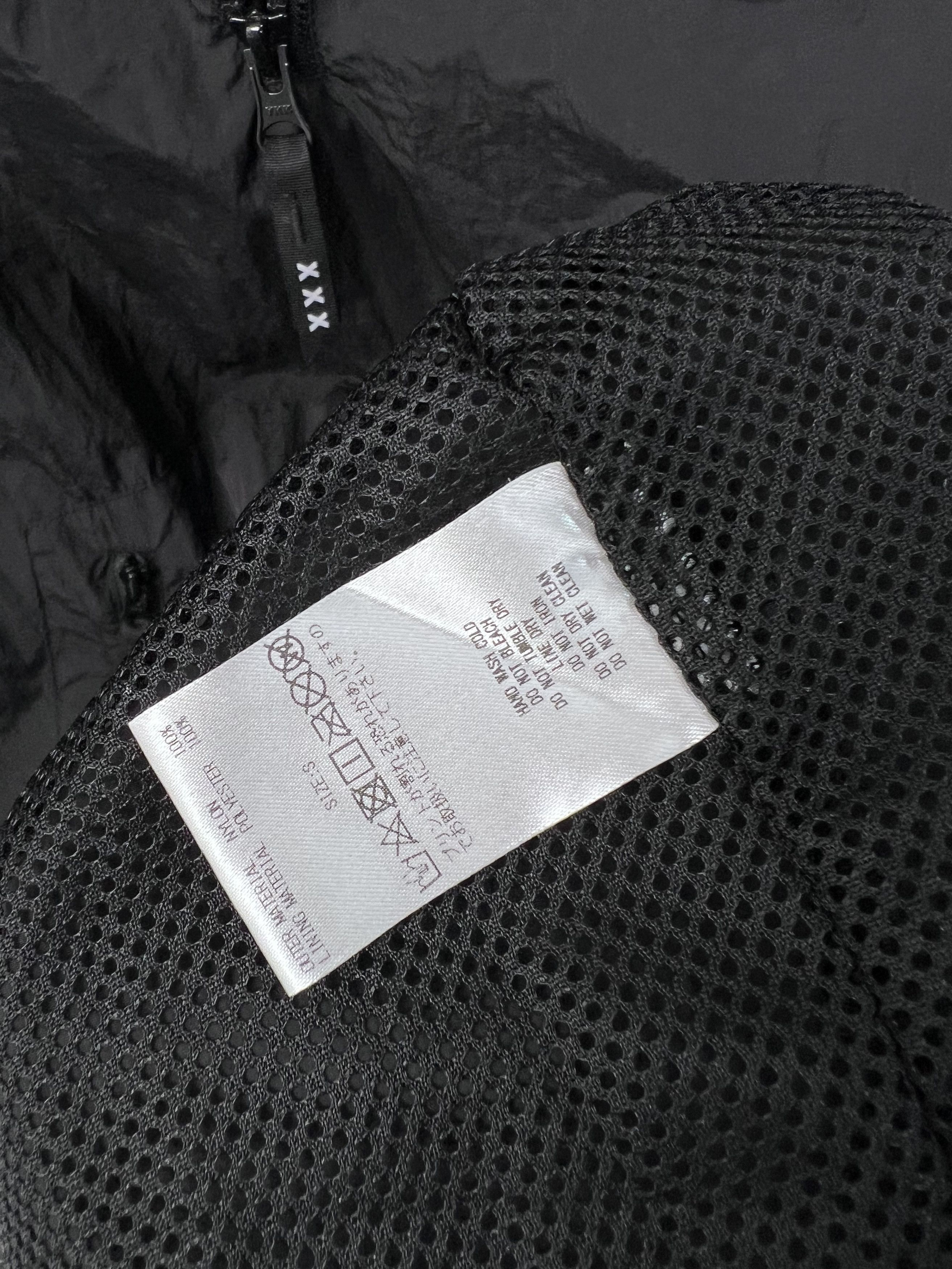Fragment Design GOD SELECTION XXX x fragment design HALF ZIP JACKET SIZE S Size US S / EU 44-46 / 1 - 8 Thumbnail