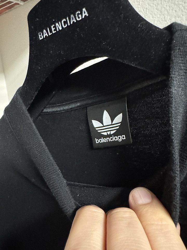 Adidas × Balenciaga Balenciaga X Adidas Black t-shirt with embroidered logos Size US L / EU 52-54 / 3 - 4 Thumbnail