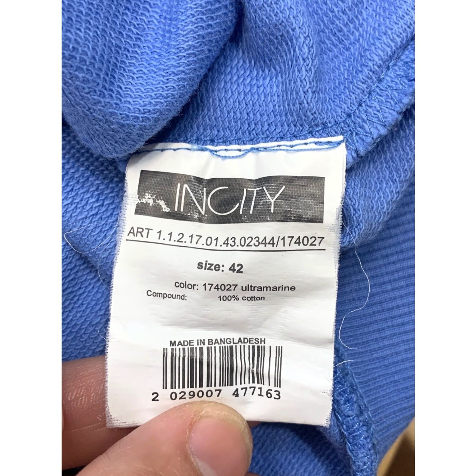 Vintage VINTAGE InCity Sweater Mens Crew Neck Long Sleeve Blue 90s Embroidered Cotton Size L Regular Size US L / EU 52-54 / 3 - 5 Thumbnail