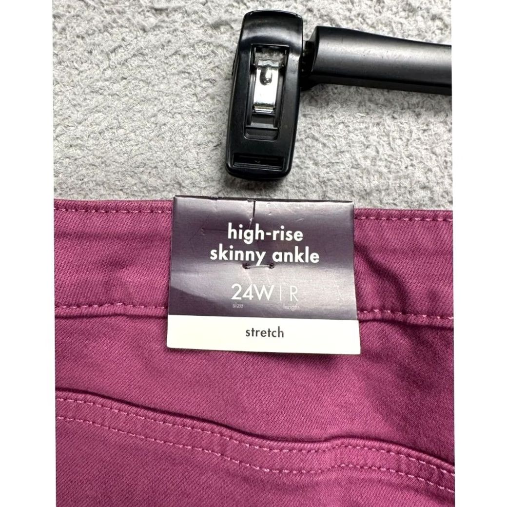 Vintage Ava Viv Skinny Jeans Womens 24W Plus Purple High Rise Stretch Jeans 29in Inseam Womens Size 42" / US 20 - 7 Thumbnail