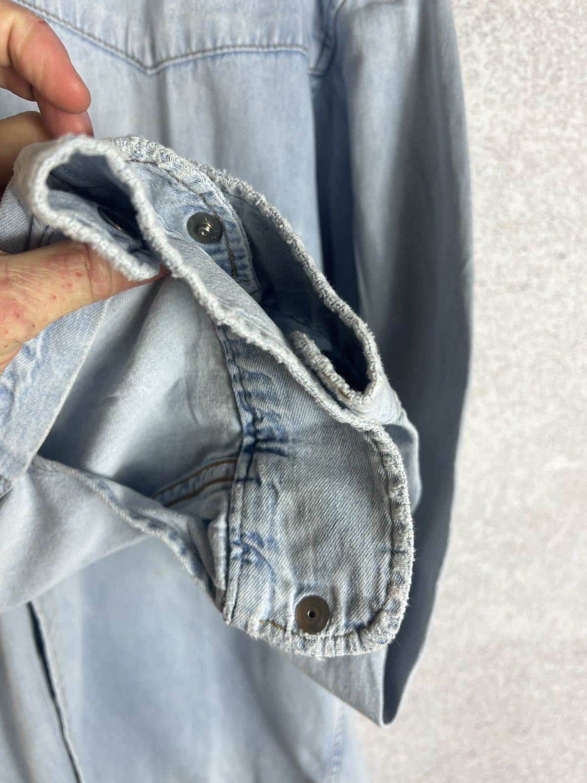 Levi's Vintage 80s Levi’s Blue Denim Western Shirt Size US L / EU 52-54 / 3 - 6 Thumbnail