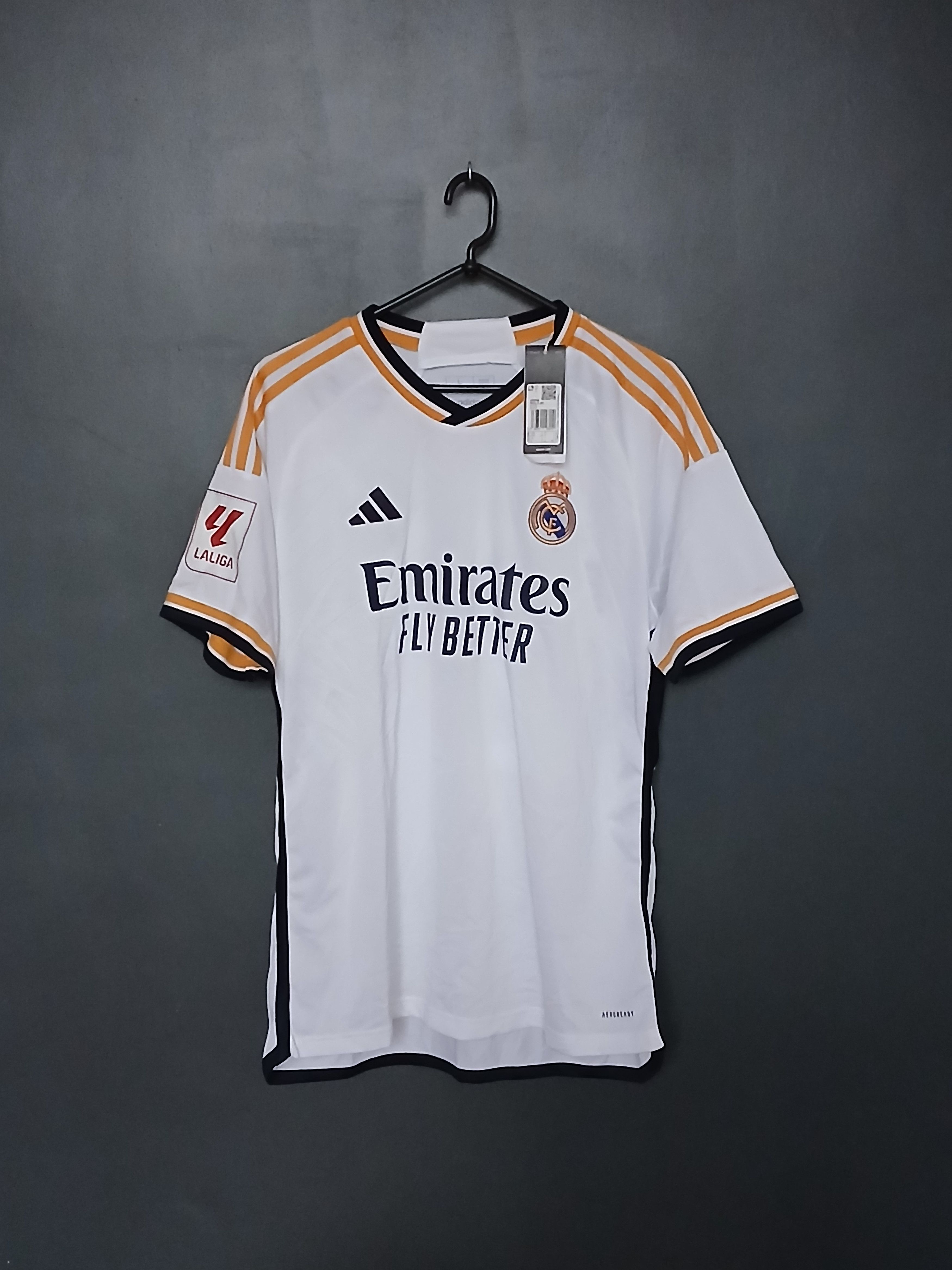 Adidas New Real Madrid 2023/2024 Home Football Jersey T-Shirt Size US L / EU 52-54 / 3 - 1 Thumbnail
