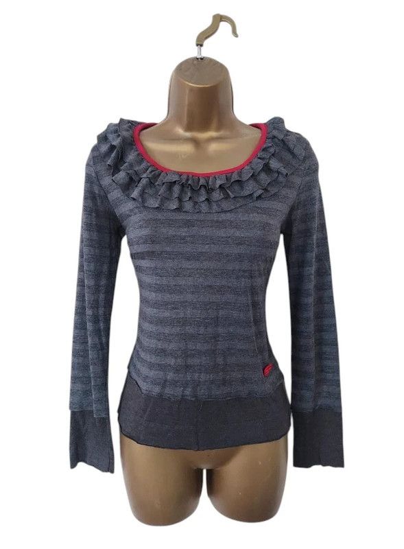 Moschino Moschino vintage top UK 8/10 EU 36 Size S / US 4 / IT 40 - 1 Thumbnail