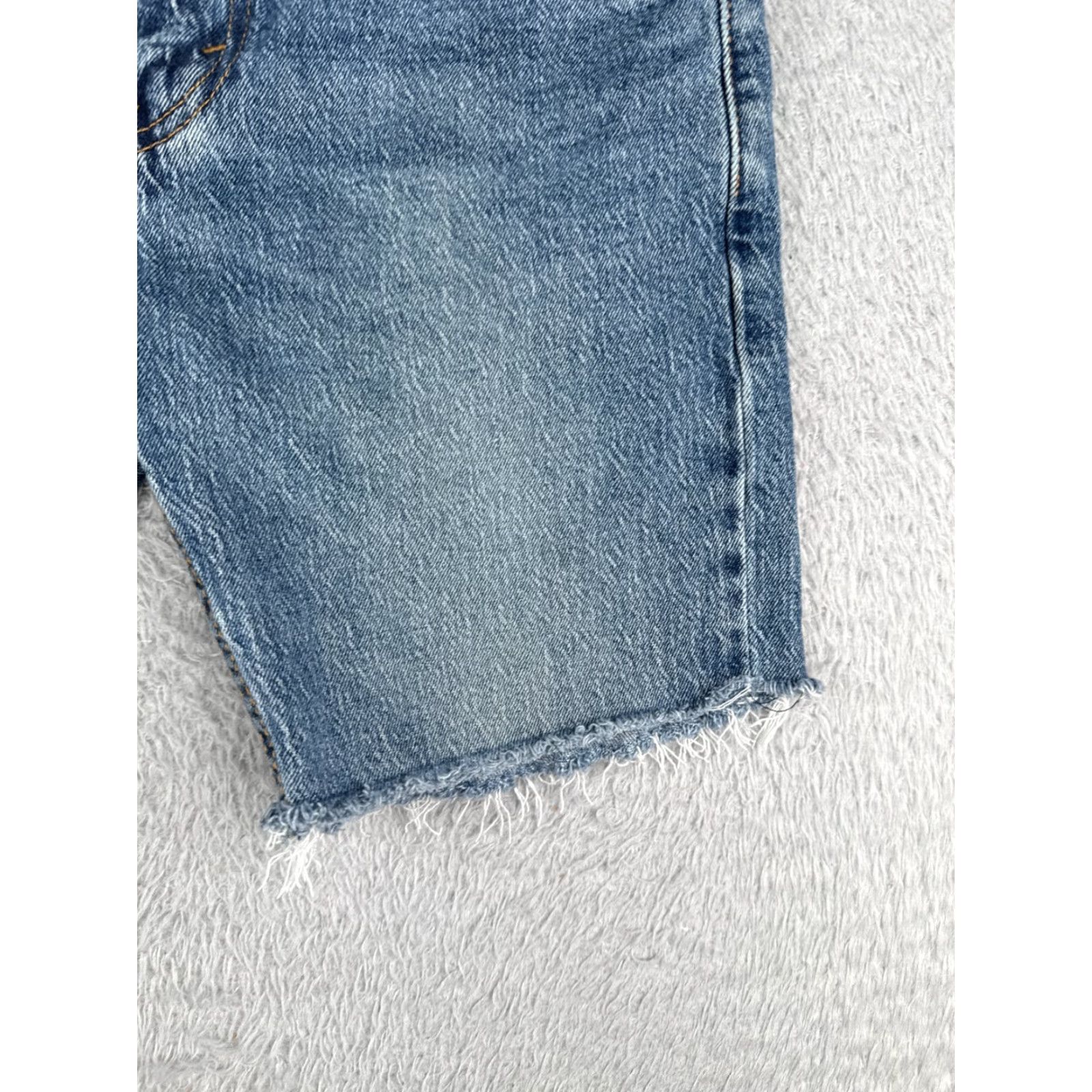 Levi's Levi's Women's Denim Shorts 30 Blue Cut-Off 80s Style Machine Washable Casual Beach Summer Size 30" / US 8 / IT 44 - 2 Thumbnail