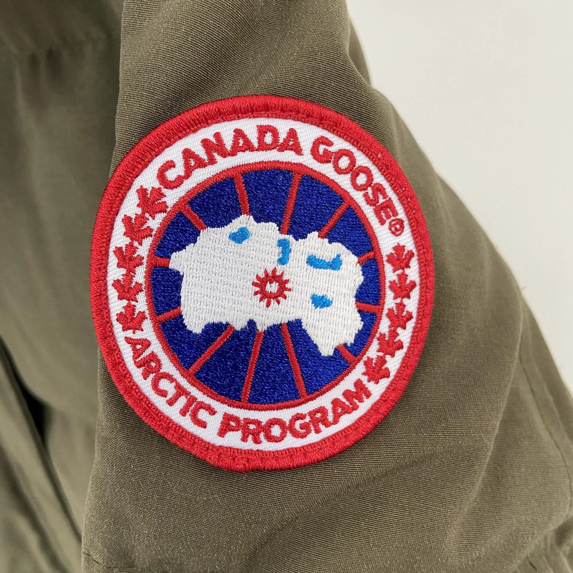 Canada Goose Canada Goose Shelburne White Duck Down Hooded Long Size XS / US 0-2 / IT 36-38 - 5 Thumbnail