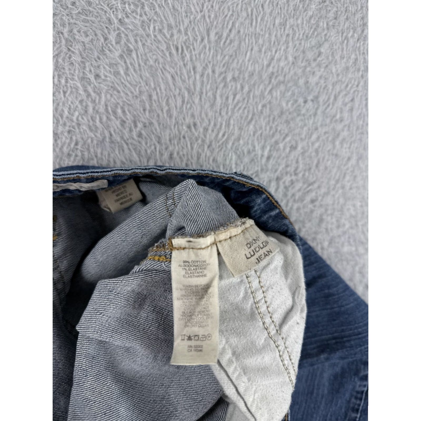 DKNY DKNY Jeans Women 10 Blue Denim Bootcut Cotton Blend Mid Rise 31x30 Size 32" / US 10 / IT 46 - 7 Thumbnail