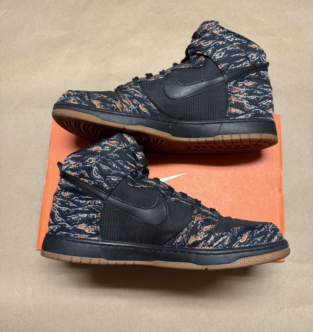 Nike Nike SB Dunk High Supreme men’s size 14 shoes Ultra Rare! Size US 14 / EU 47 - 2 Thumbnail