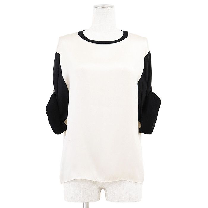 Chanel Chanel Chanel P63168 100% Silk Blouse Others Tops P63168 DUTY FREE for USA Size ONE SIZE - 1 Thumbnail