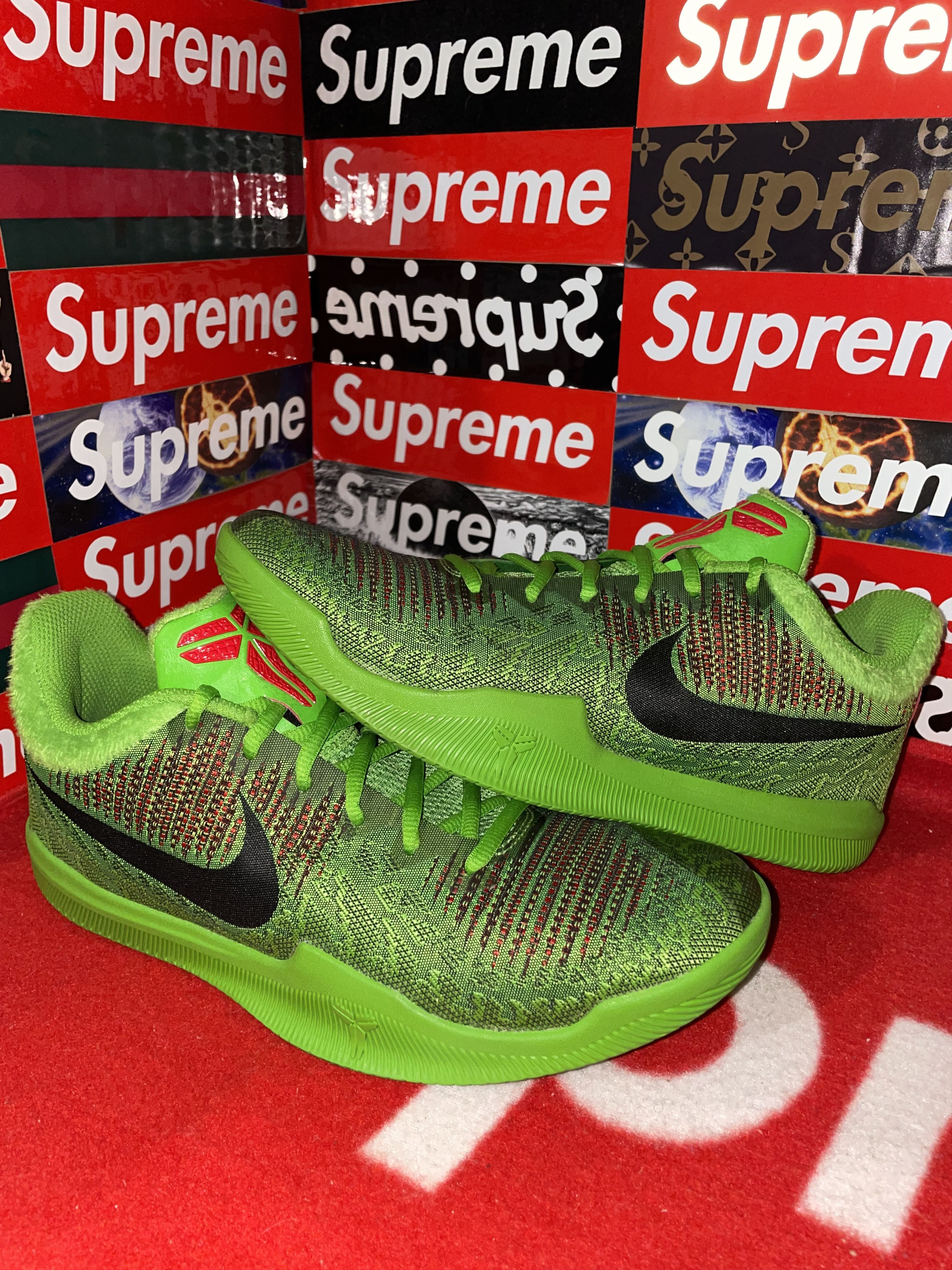 Nike Nike Mamba Rage EP 'Grinch' 908974-300 size 9 VNDS Size US 9 / EU 42 - 1 Thumbnail