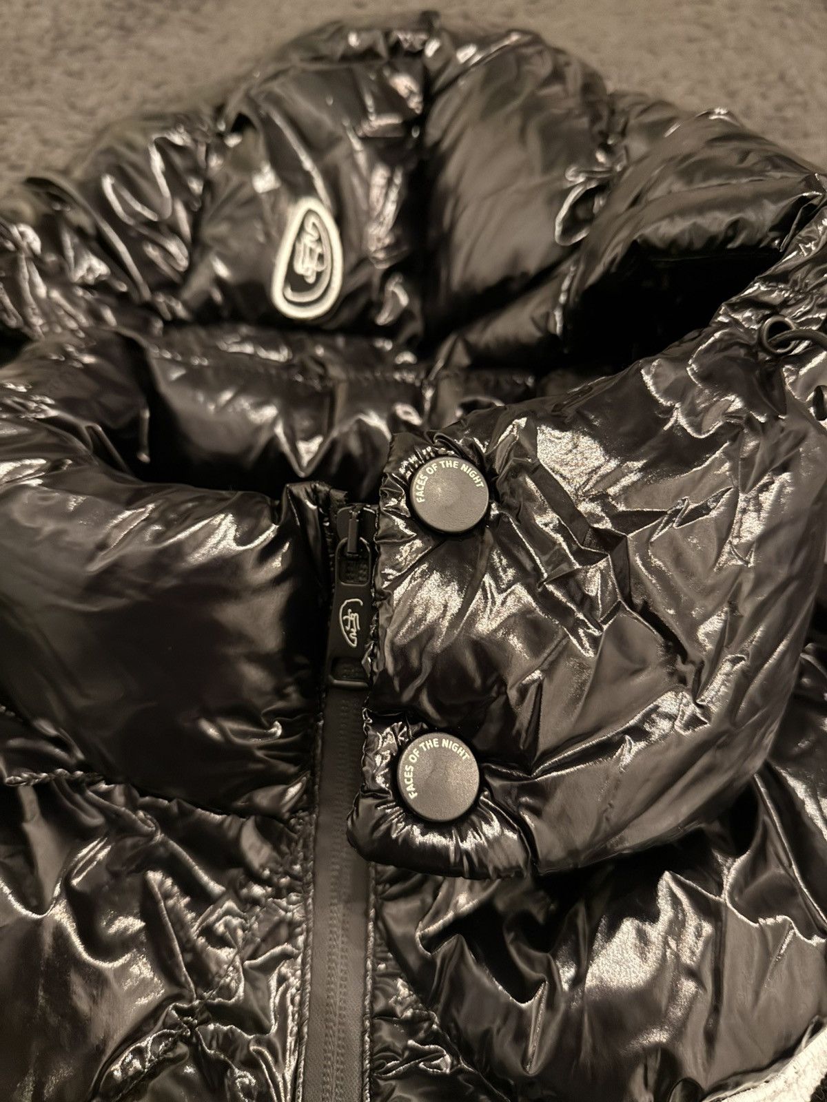 Other Faces of the Night Pufferjacke in Schwarz (Größe M) Size US M / EU 48-50 / 2 - 8 Thumbnail