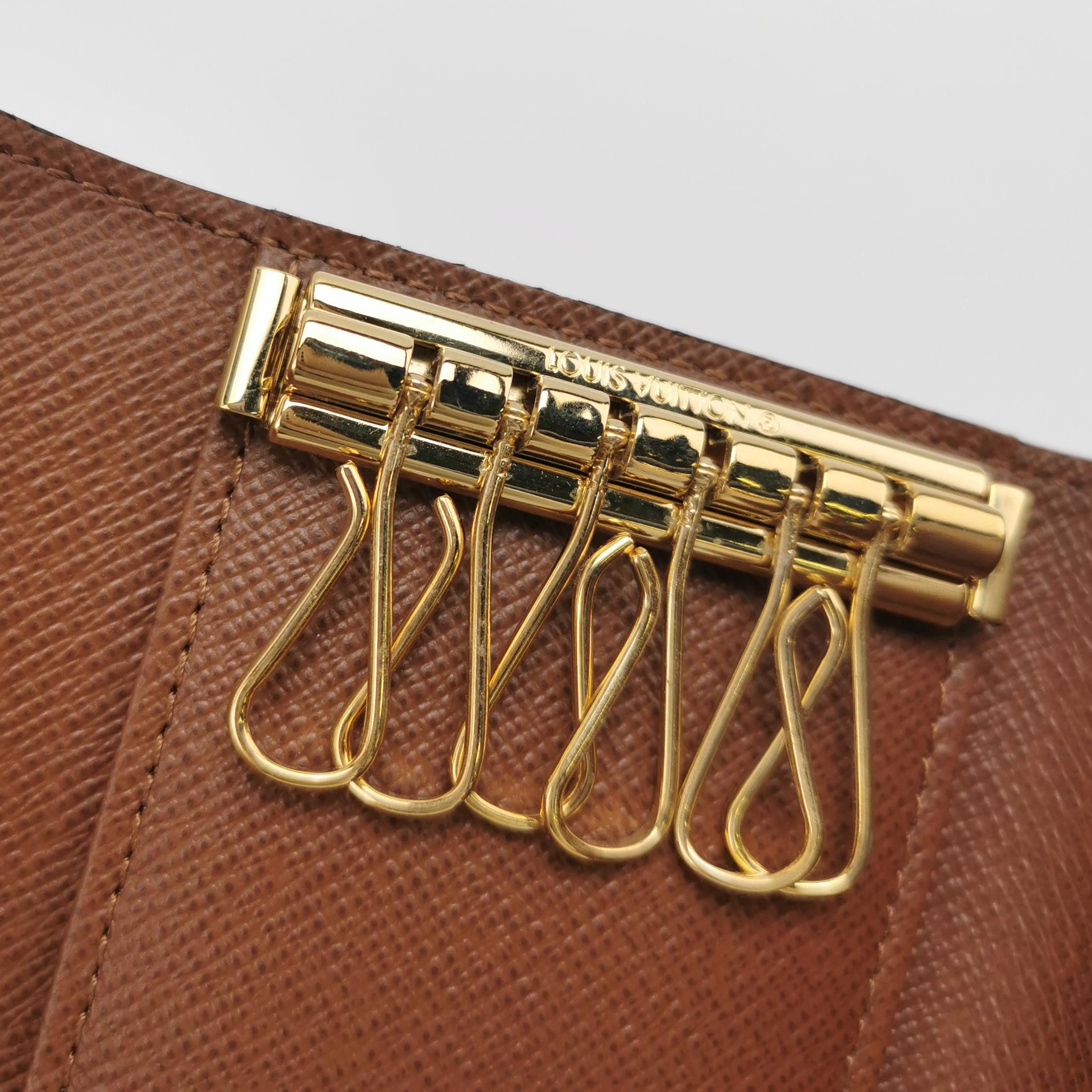 Louis Vuitton Louis Vuitton (LV) Monogram print snap key bag -y2506 Size ONE SIZE - 5 Thumbnail