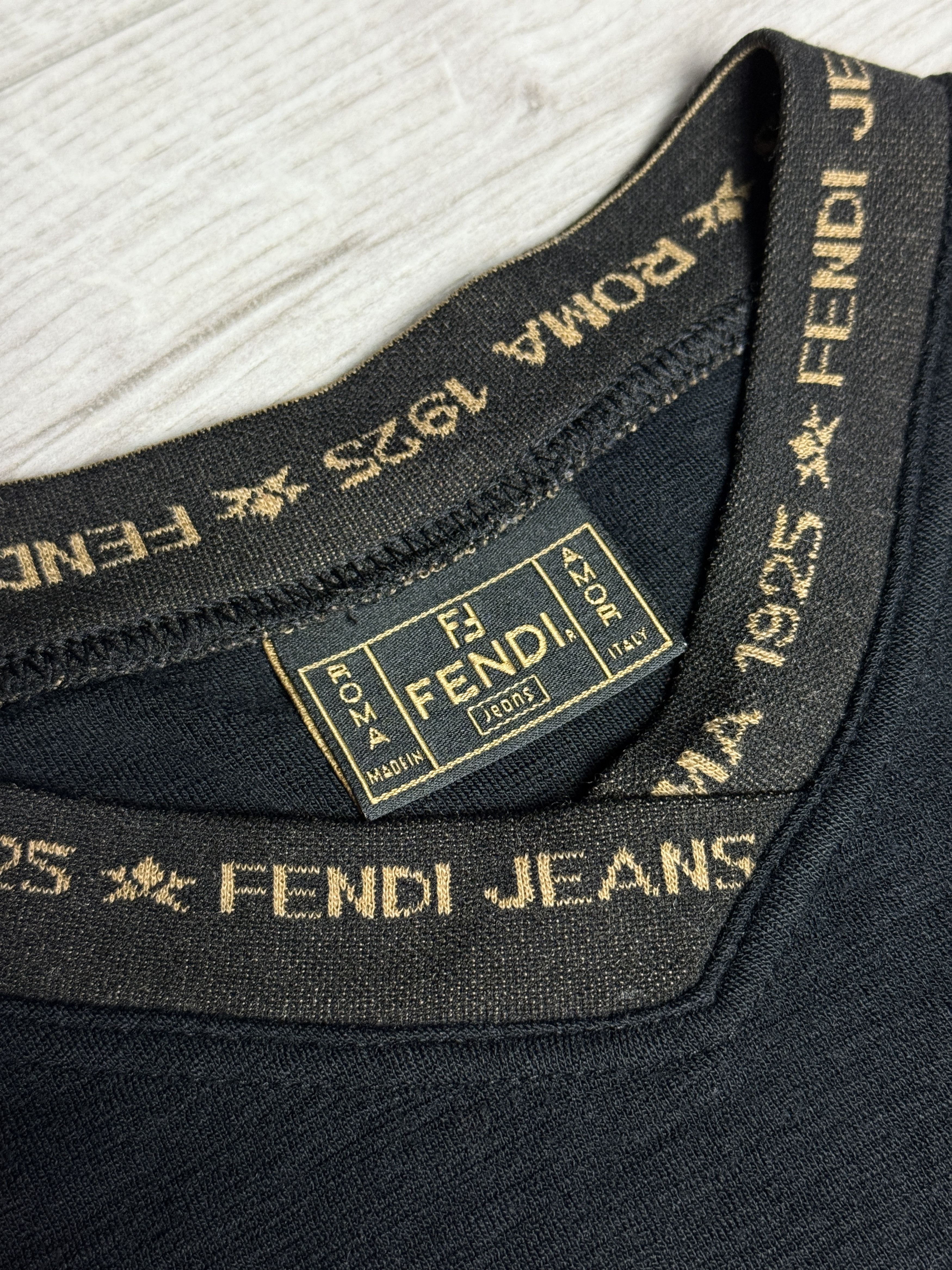 Fendi Fendi Jeans fitted V-neck top Size S / US 4 / IT 40 - 3 Thumbnail