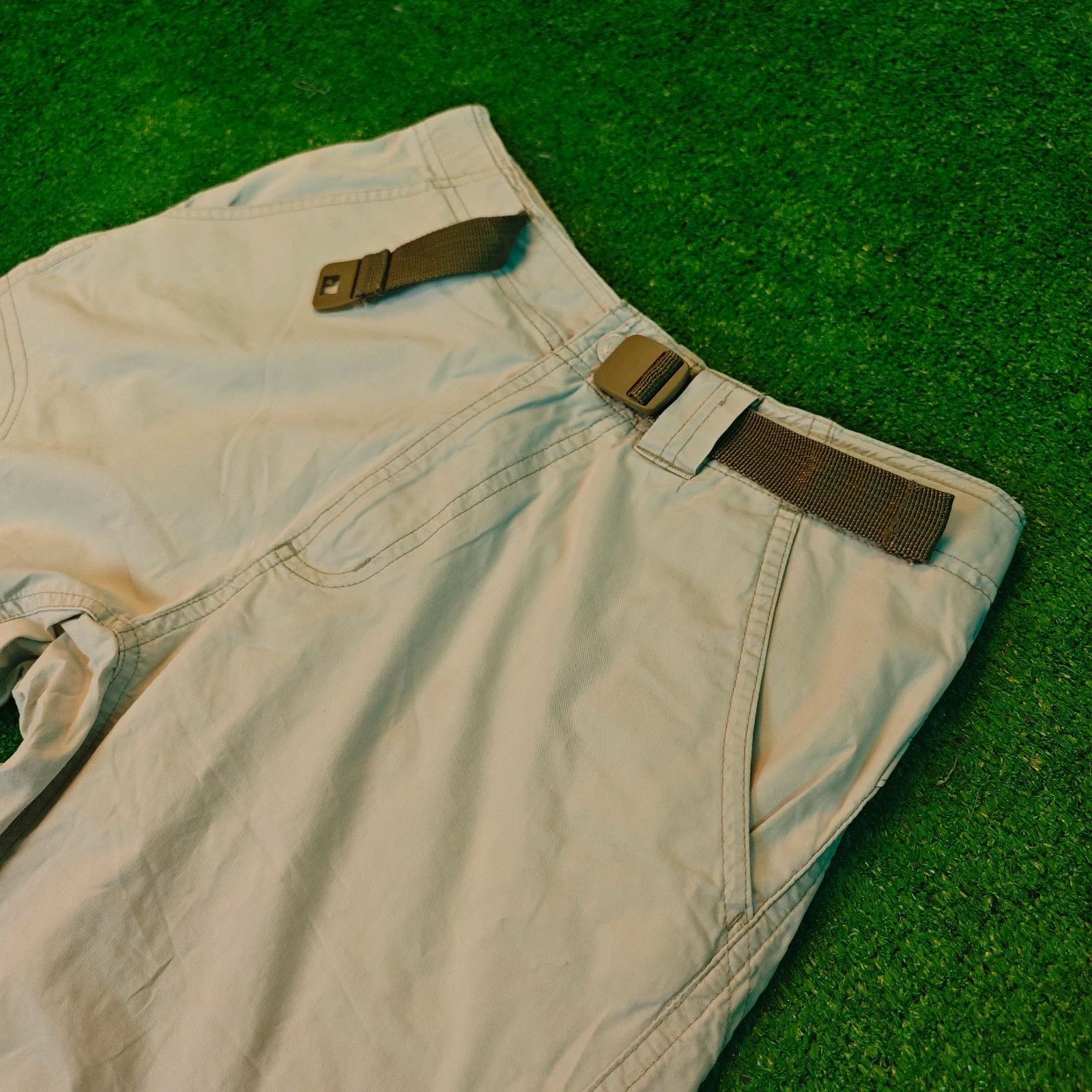 Columbia Columbia shorts mens 28 beige straight slash pocket utility Size US 28 / EU 44 - 3 Thumbnail