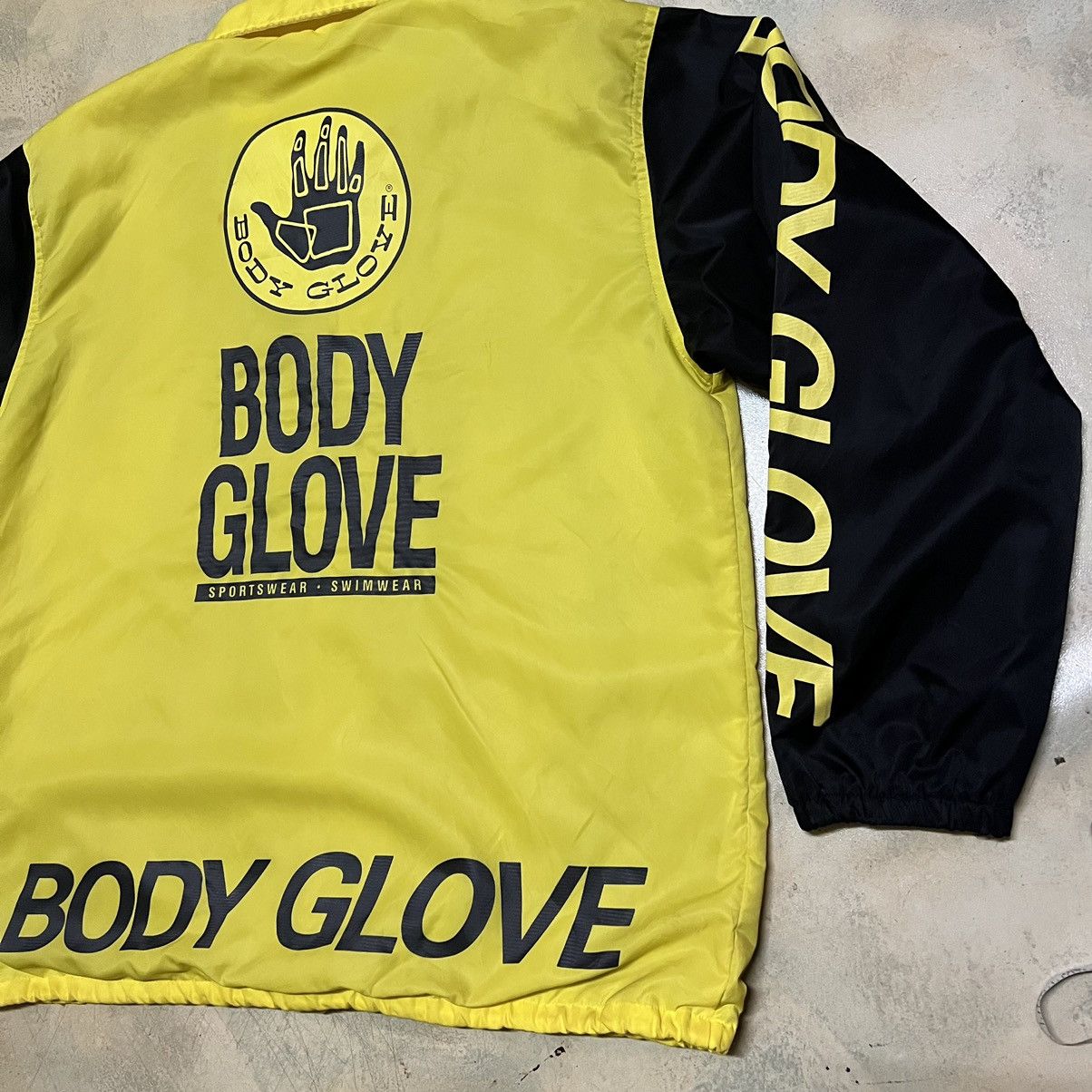 Body Glove × Vintage Vintage Body Glove Surfing Big Logo Coach Jacket Size US M / EU 48-50 / 2 - 3 Thumbnail