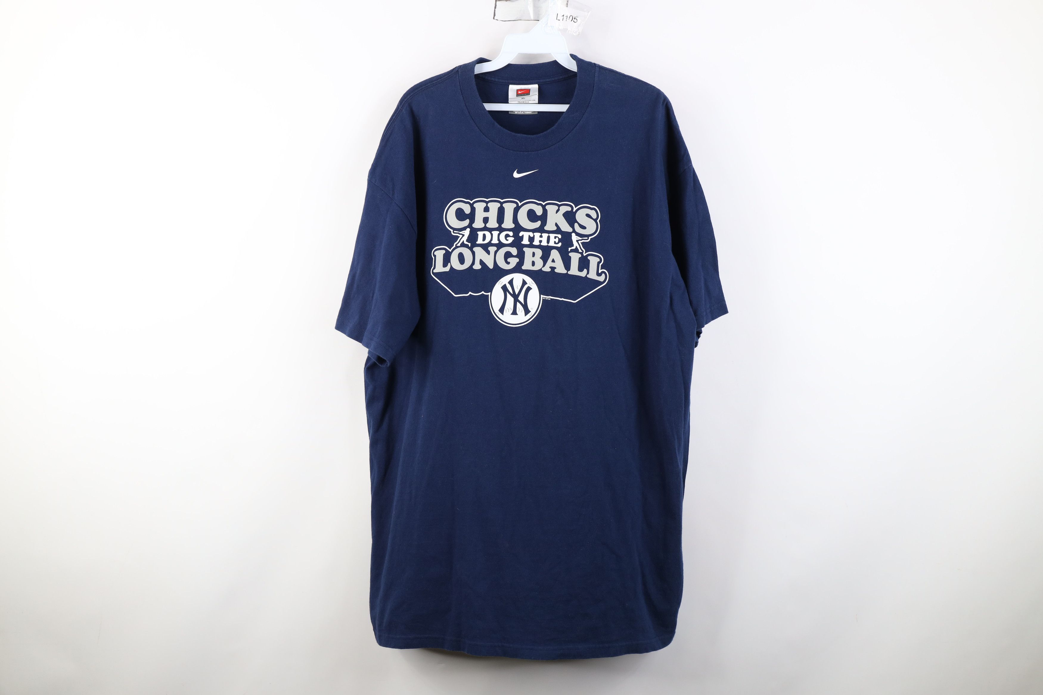 Nike Vintage Nike Swoosh Long Ball New York Yankees T-Shirt Size US XL / EU 56 / 4 - 1 Thumbnail