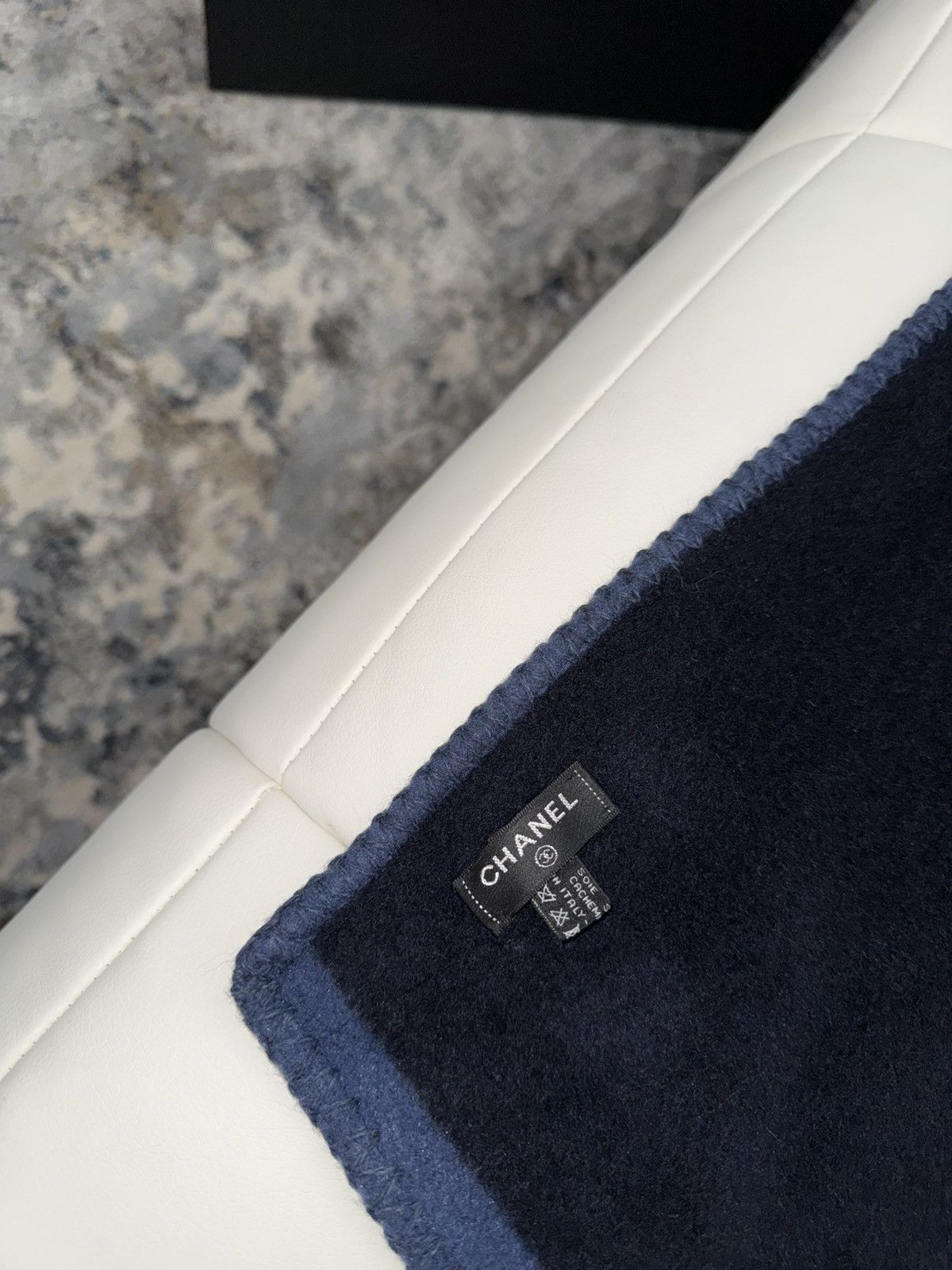 Chanel Chanel cashmere logo scarf Size ONE SIZE - 2 Thumbnail