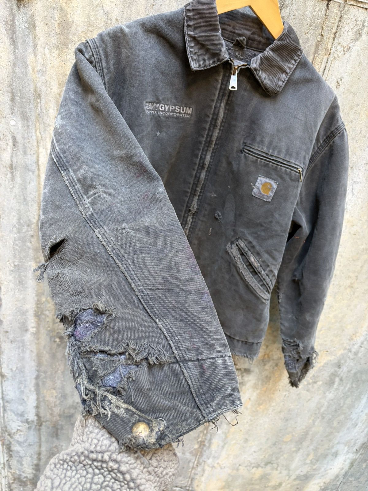 Carhartt Vintage Thrashed 1of1 Carhartt Detroit Jacket Erd Grunge Size US L / EU 52-54 / 3 - 6 Thumbnail