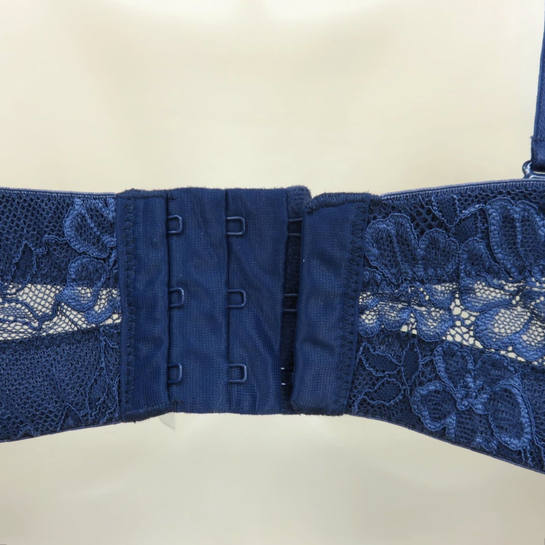 Vintage Maidenform Bra 38DD SE1102 Essential Multiway Push Up Blue Floral Lace Womens Adults DD Push Up Bra Size ONE SIZE - 6 Thumbnail
