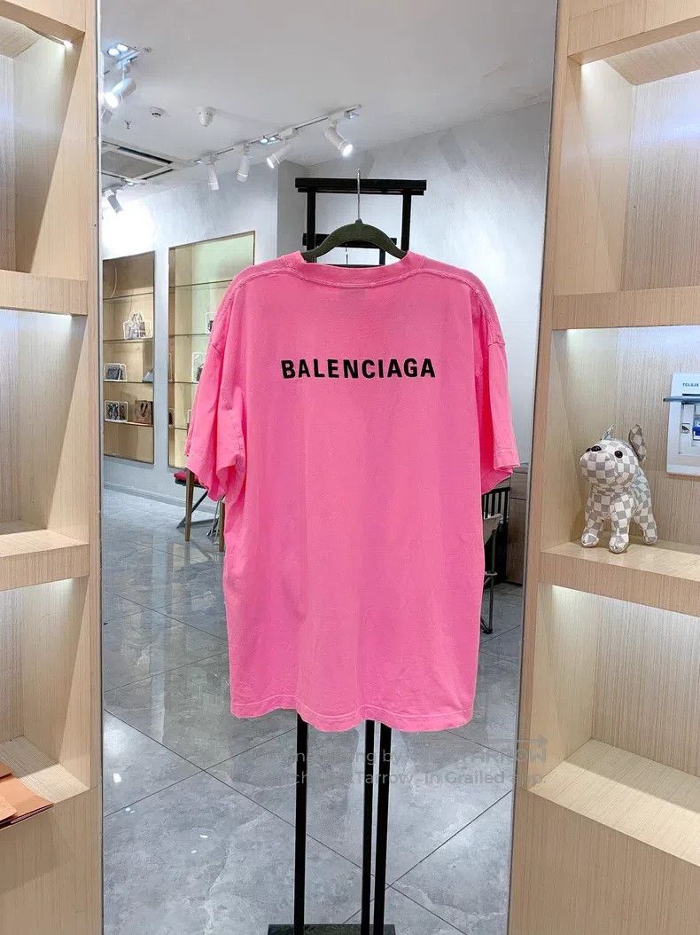 Balenciaga Balenciaga Pink short sleeve T-shirt Size US L / EU 52-54 / 3 - 6 Thumbnail