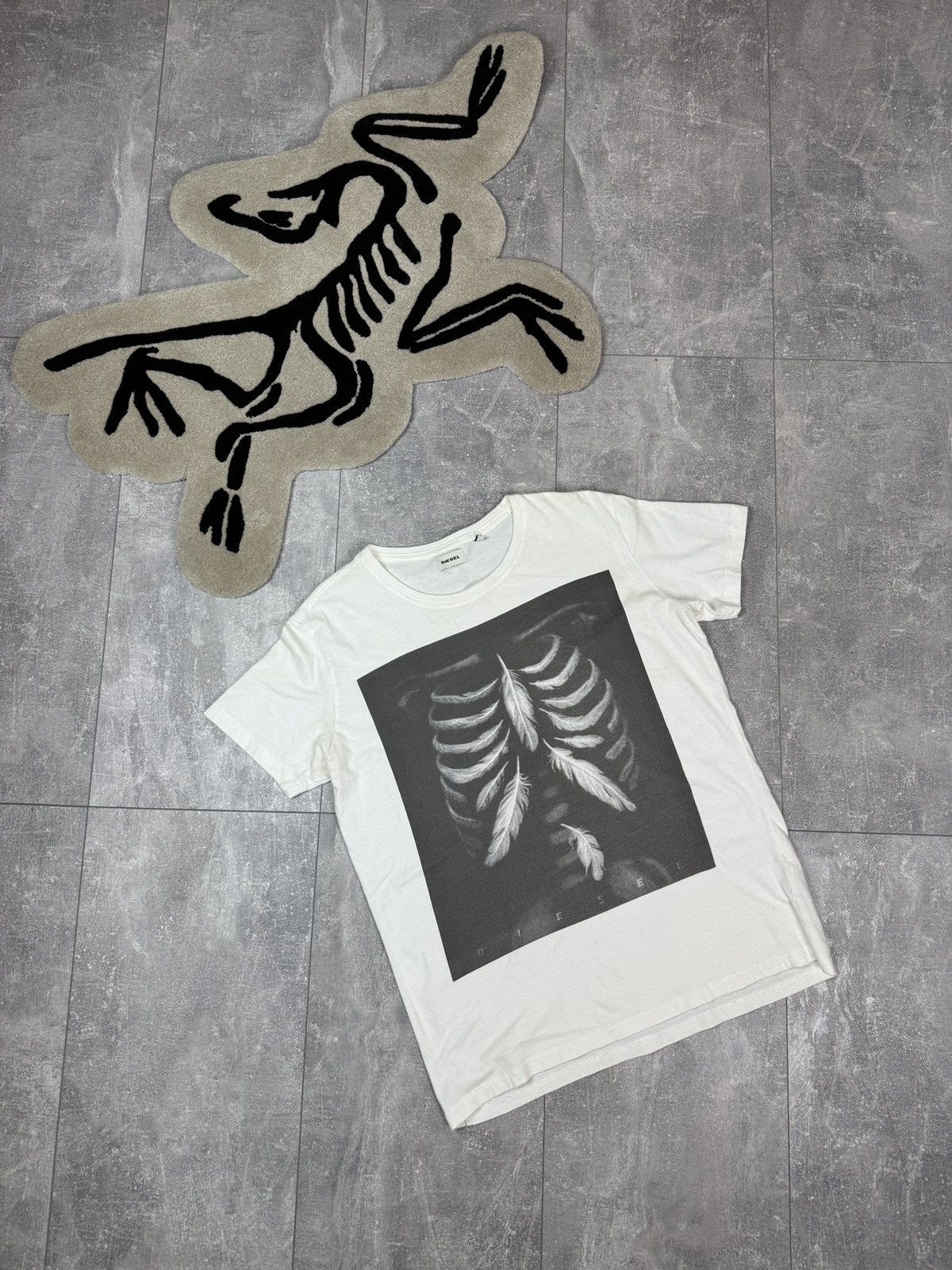 Diesel × Diesel Black Gold × Vintage Vintage Diesel skeleton T-shirt tee big logo black gold Size US M / EU 48-50 / 2 - 1 Thumbnail
