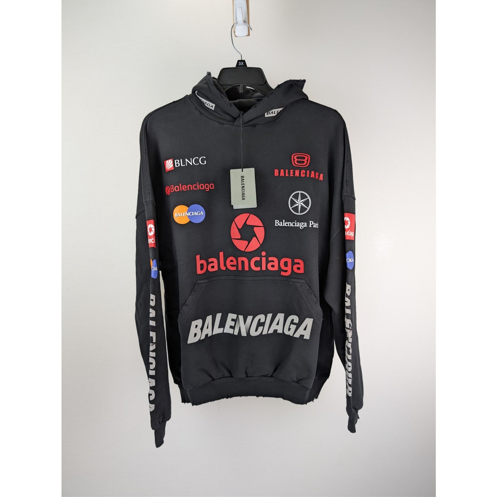 Balenciaga o1rshd1 Top League Round Hoodie in Black Size US M / EU 48-50 / 2 - 1 Thumbnail