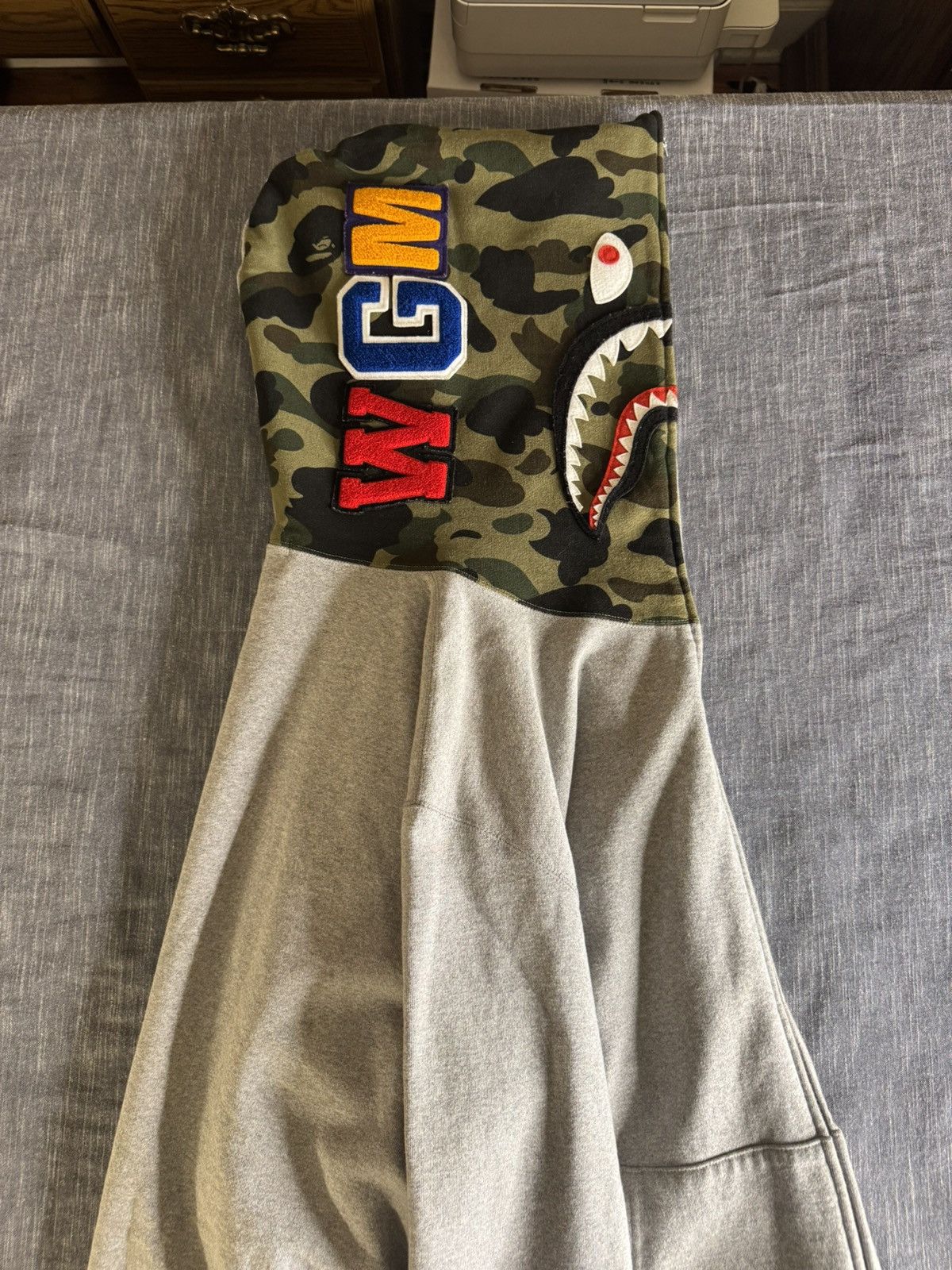 Bape 1st Camo Shark Full Zip Hoodie (FW23) Size US XXL / EU 58 / 5 - 2 Thumbnail