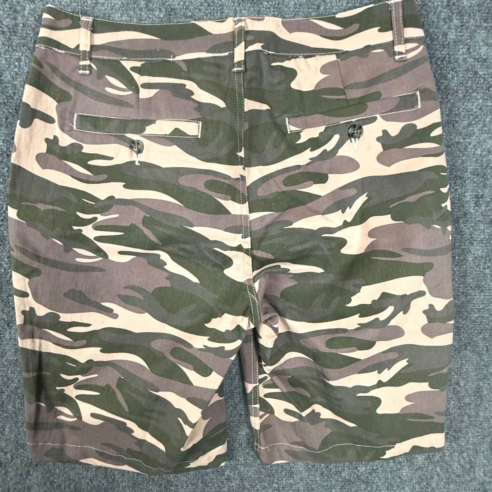 Vintage Smash Camouflage Shorts Cargo Men 30 Pink Camouflage Cotton Blend Summer NWT Casual Stretch Pockets Front Flat New with Tags Size US 30 / EU 46 - 3 Thumbnail