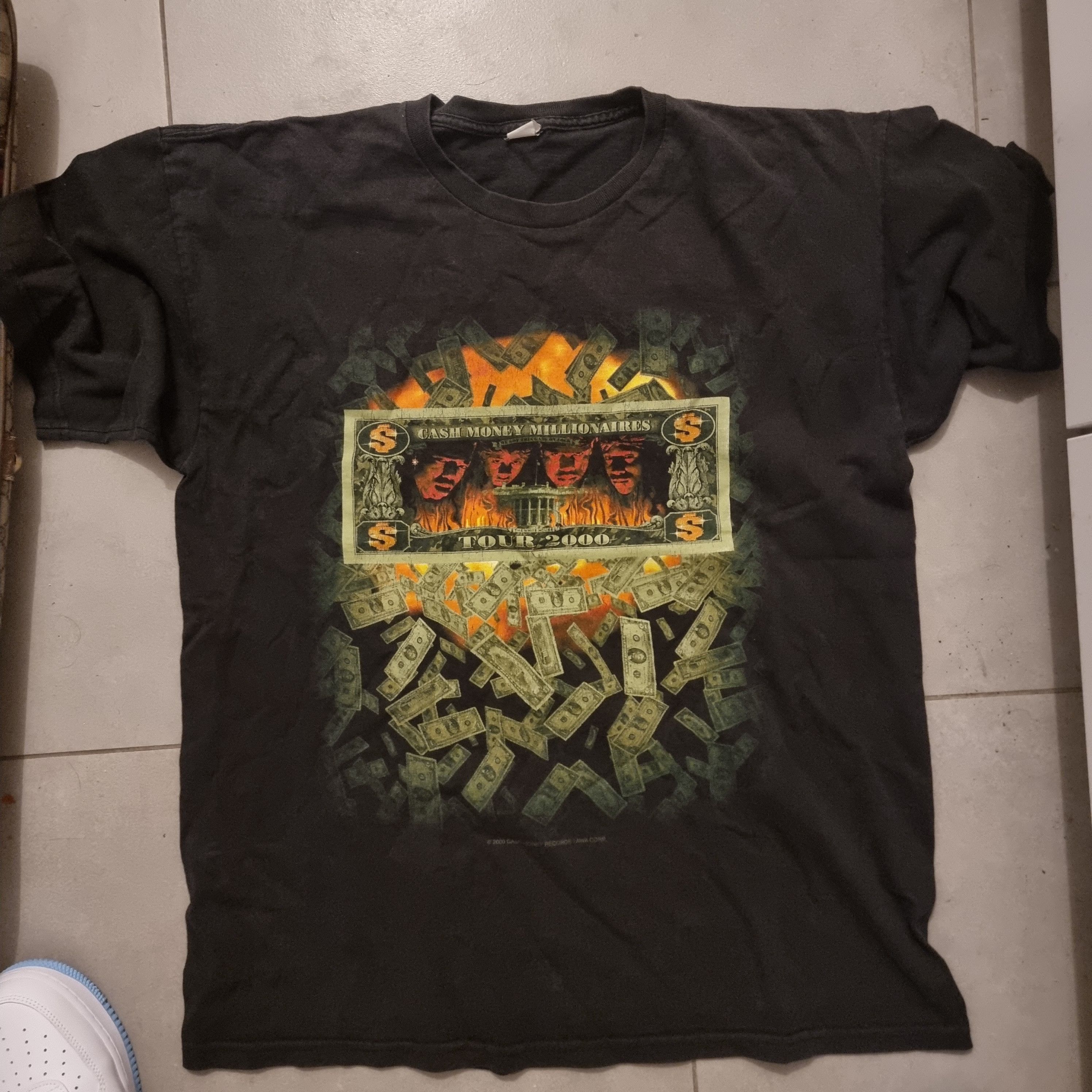 Rap Tees Hot Boys Cash Money on tour 2000 vintage T shirt Size US XL / EU 56 / 4 - 1 Thumbnail