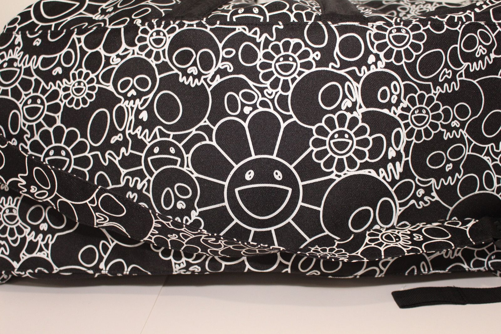 Takashi Murakami Takashi Murakami x Herschel Supply Co. Black Skulls & Flowe Size ONE SIZE - 8 Thumbnail