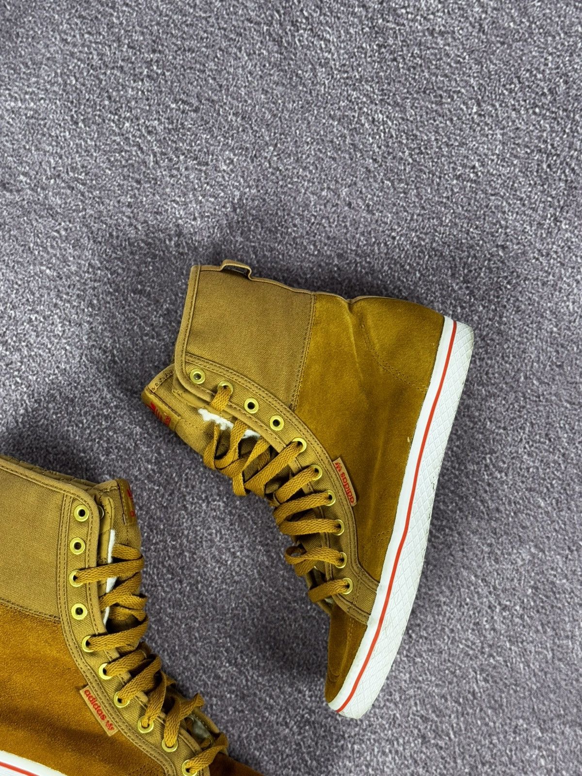 Adidas Y2K 00s Aesthetic Adidas Glamour Faux Fur Hi-Top Sneakers Size US 8 / IT 38 - 5 Thumbnail